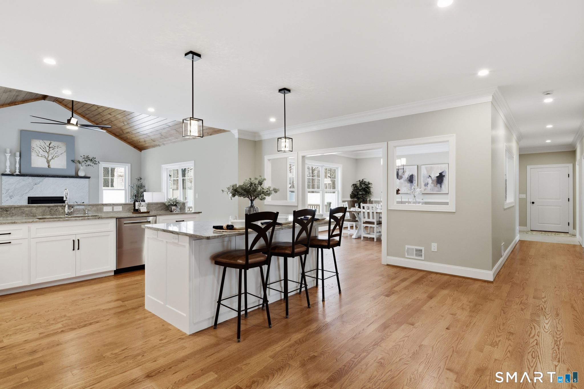 1 Elaine Drive