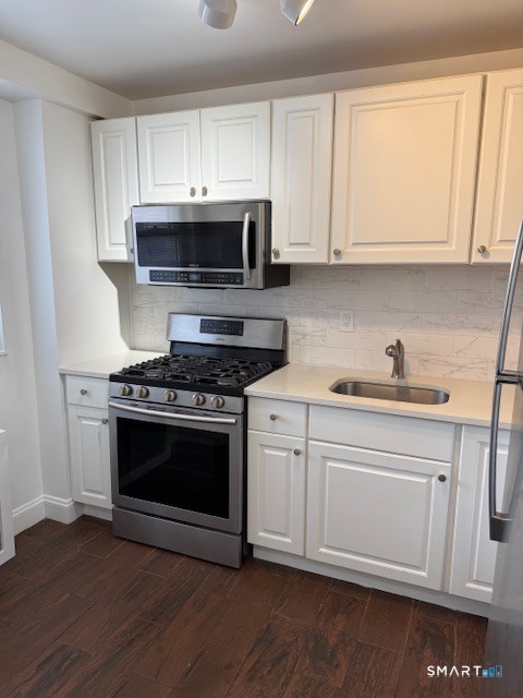 91 Strawberry Hill Avenue APT 624