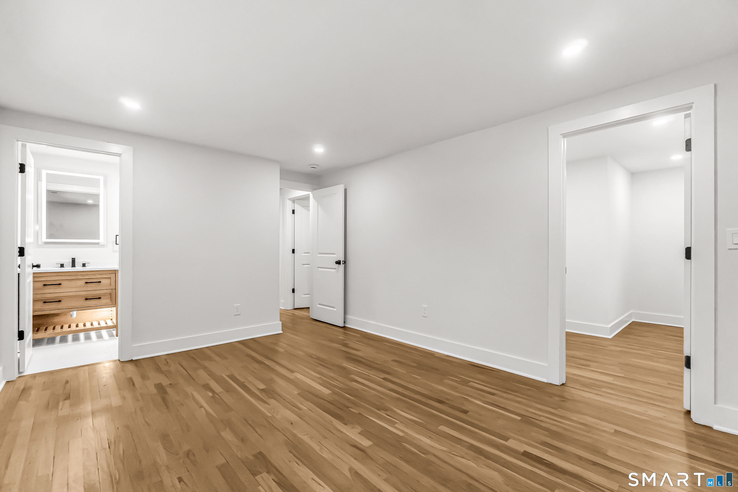 317 Narrow Lane
