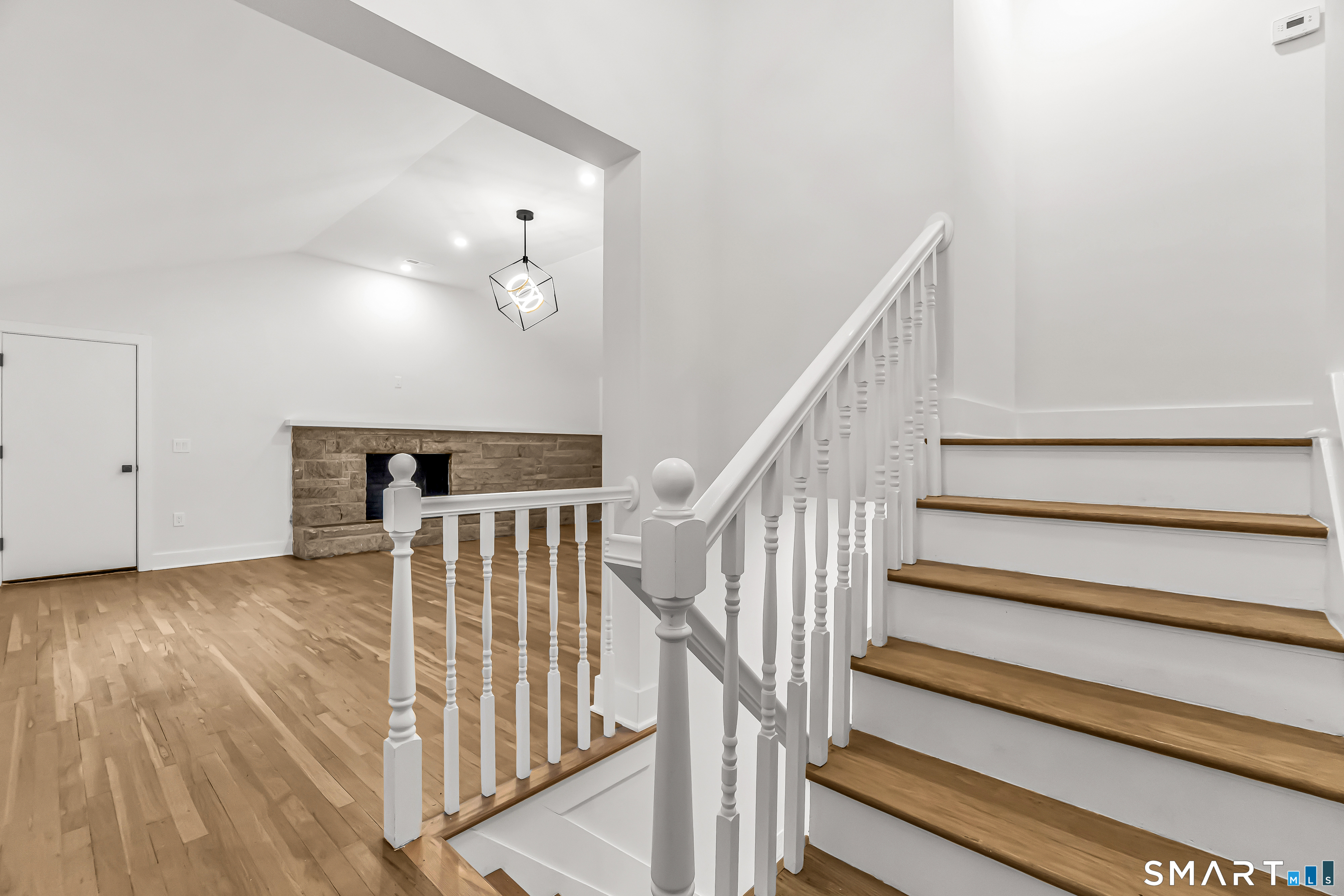 317 Narrow Lane