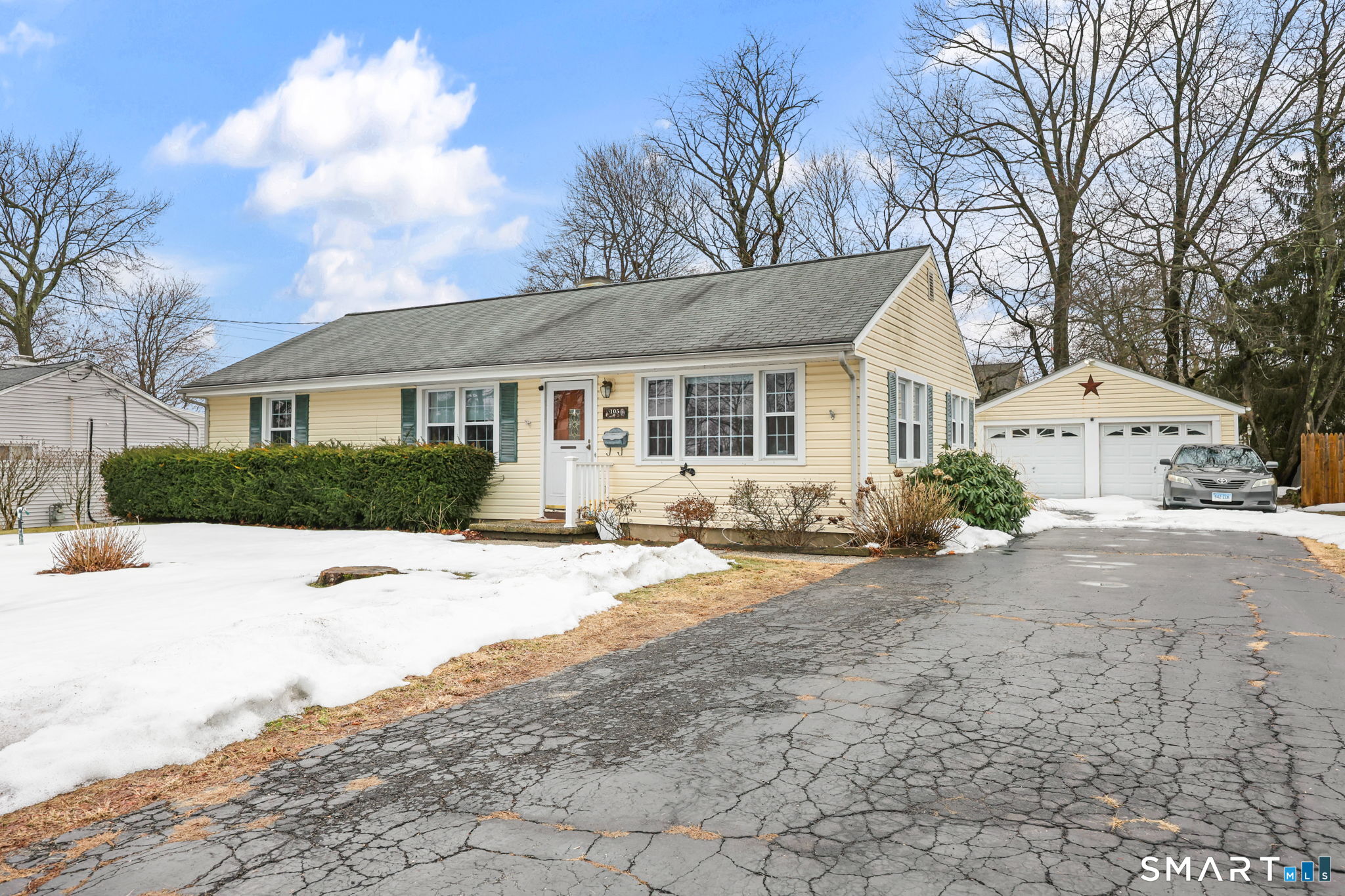 105 Daniel Drive