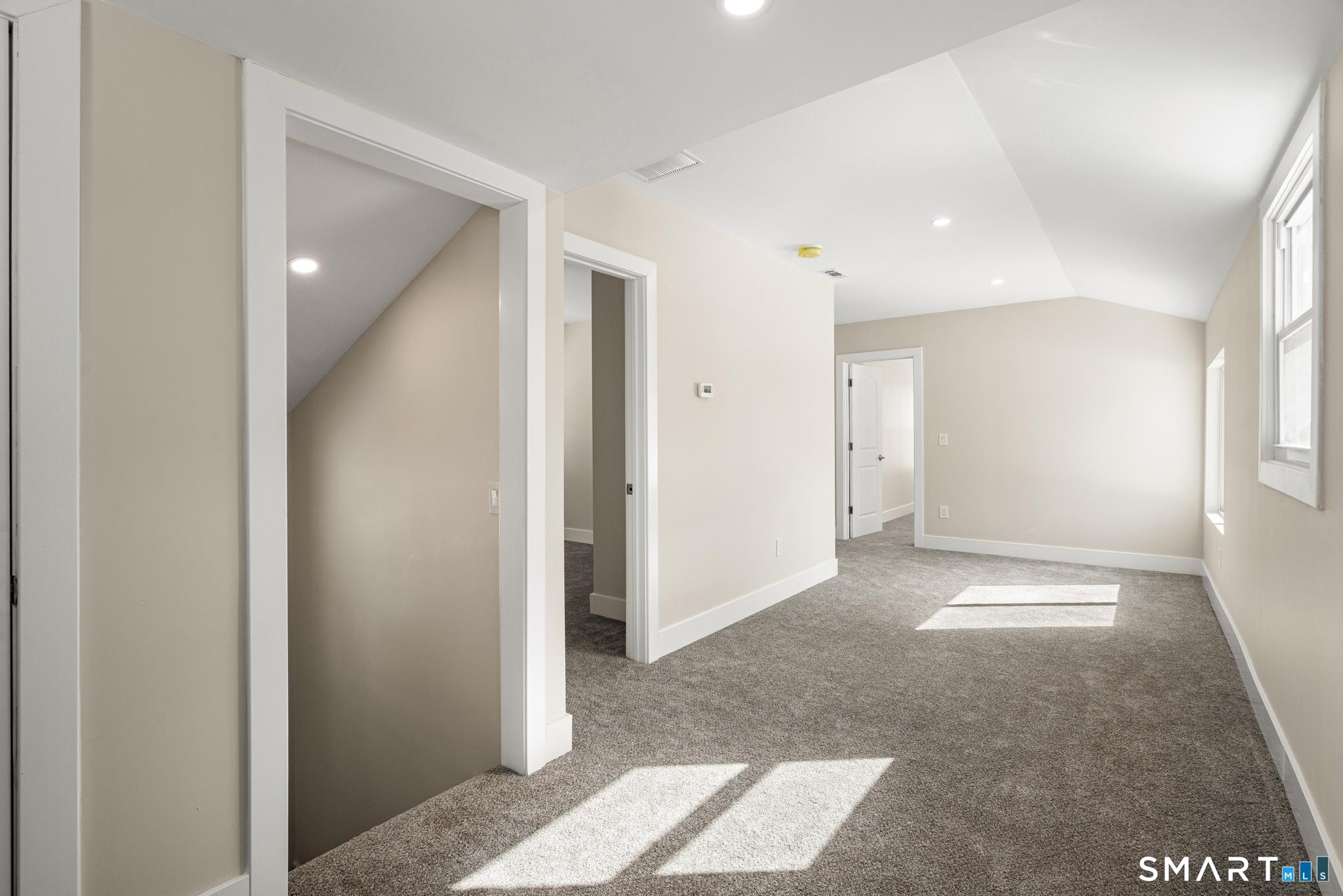 6 Juniper Ridge Drive