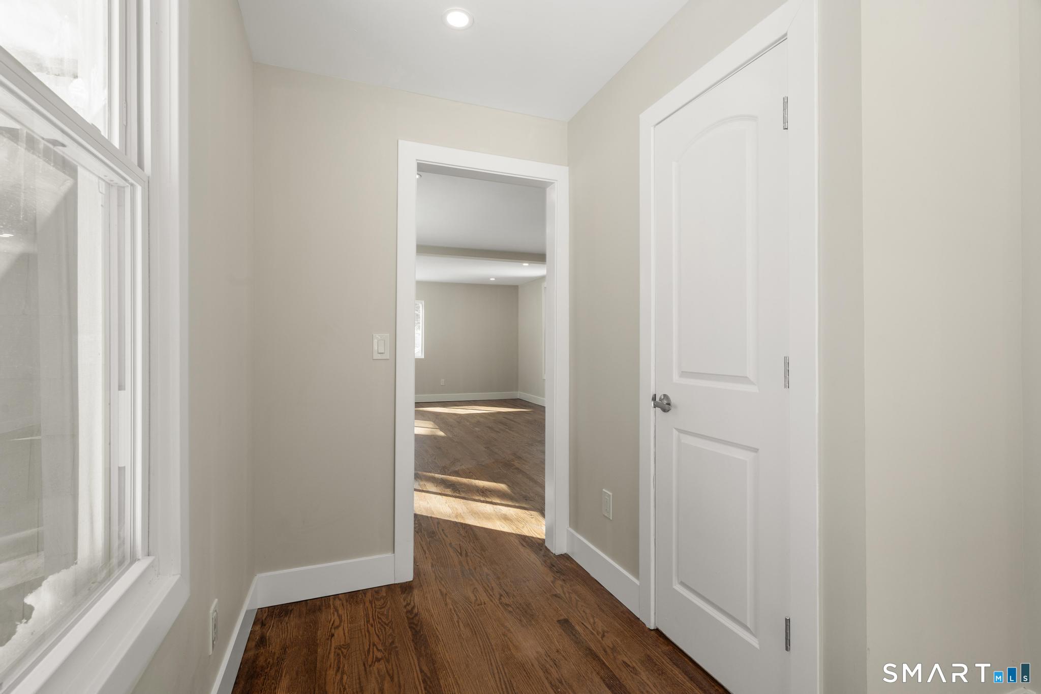 6 Juniper Ridge Drive