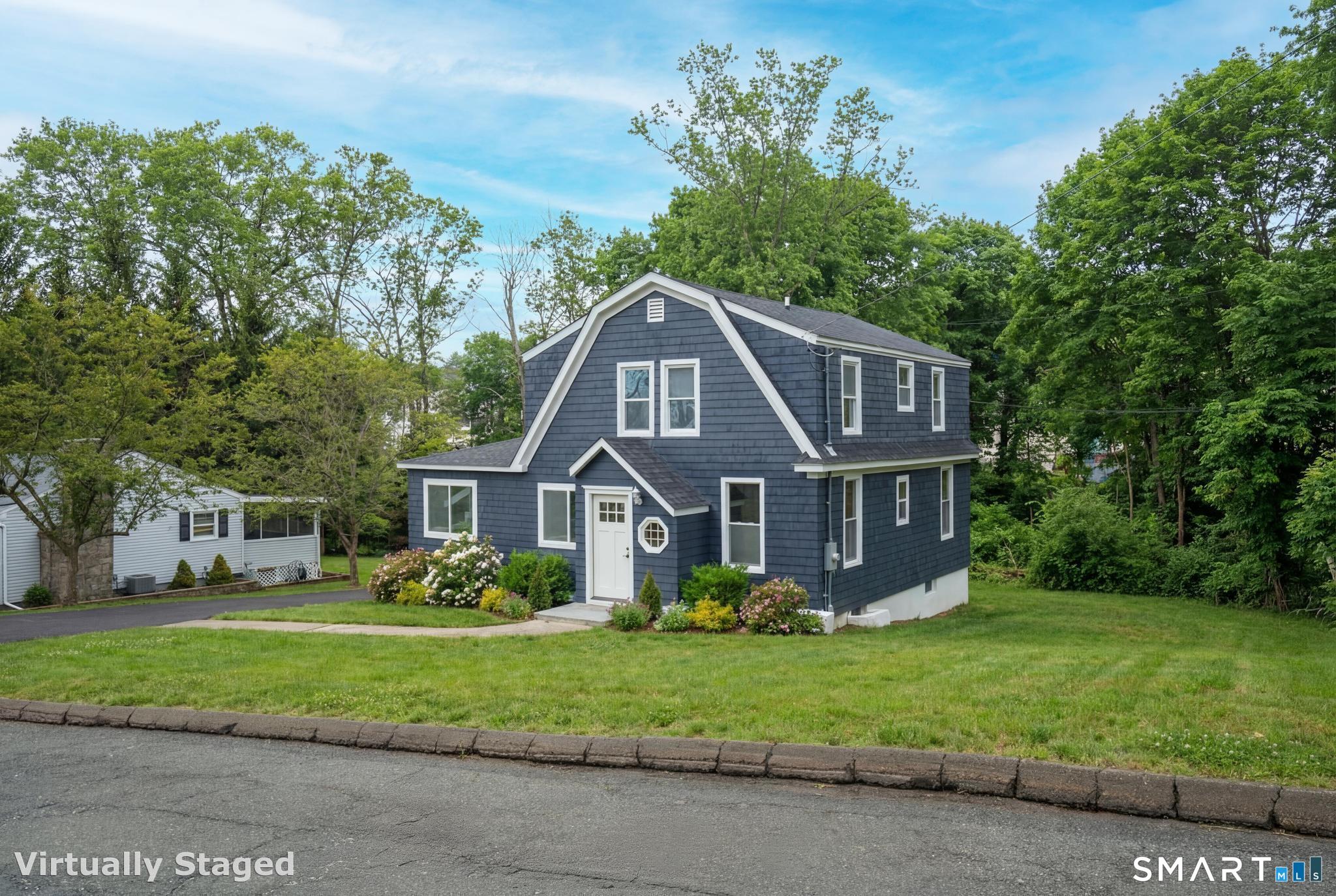 6 Juniper Ridge Drive