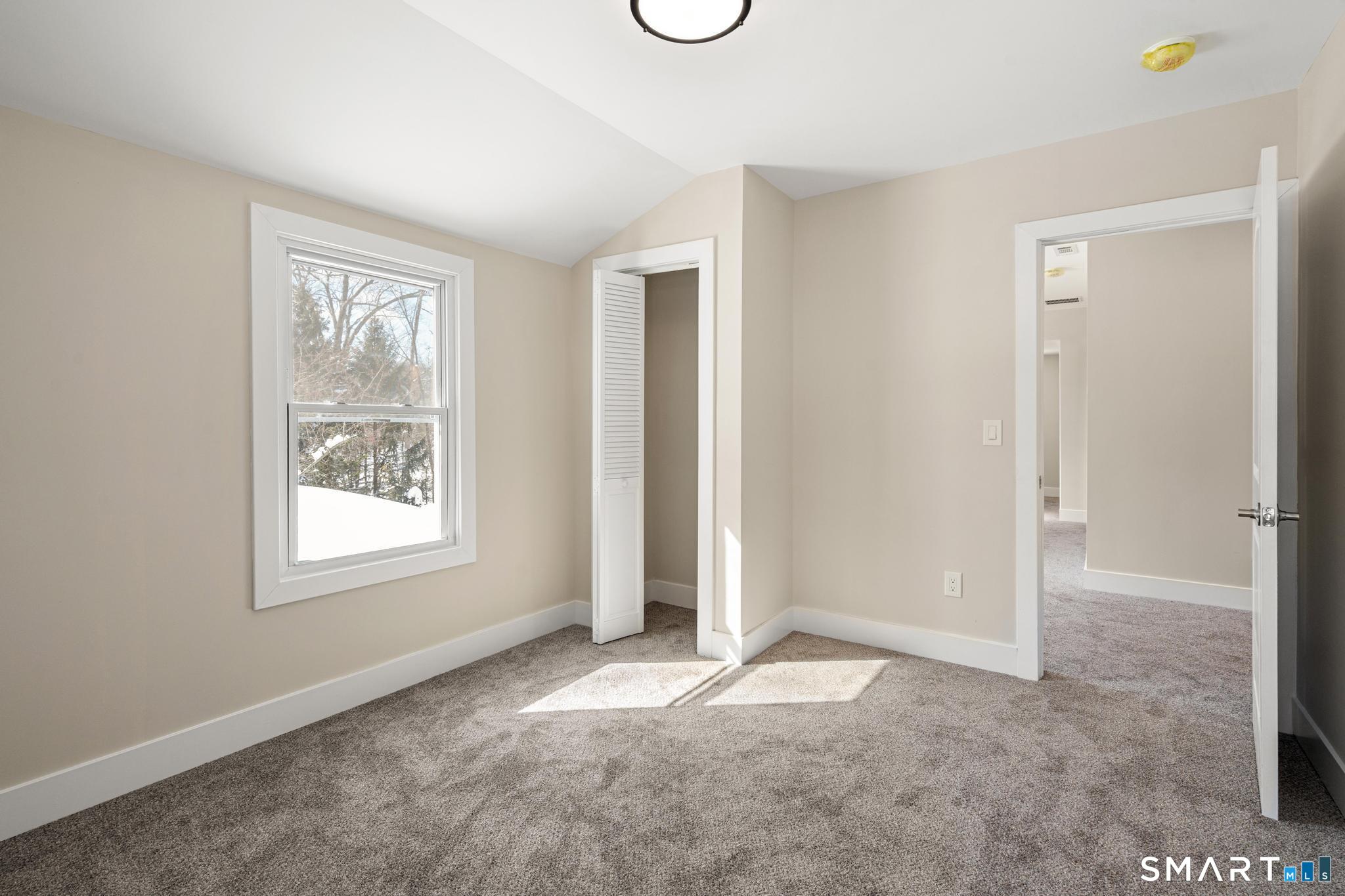 6 Juniper Ridge Drive