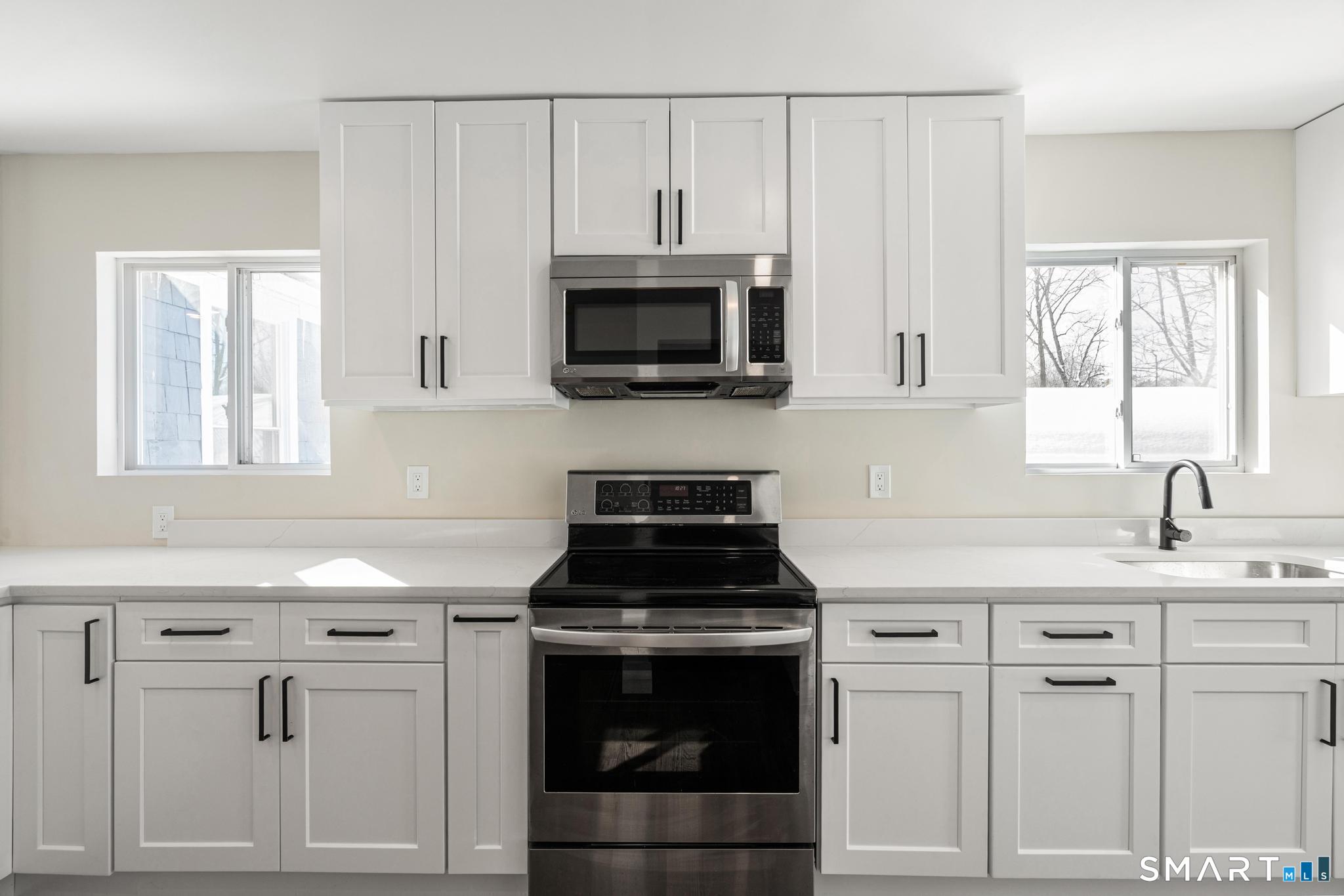 6 Juniper Ridge Drive