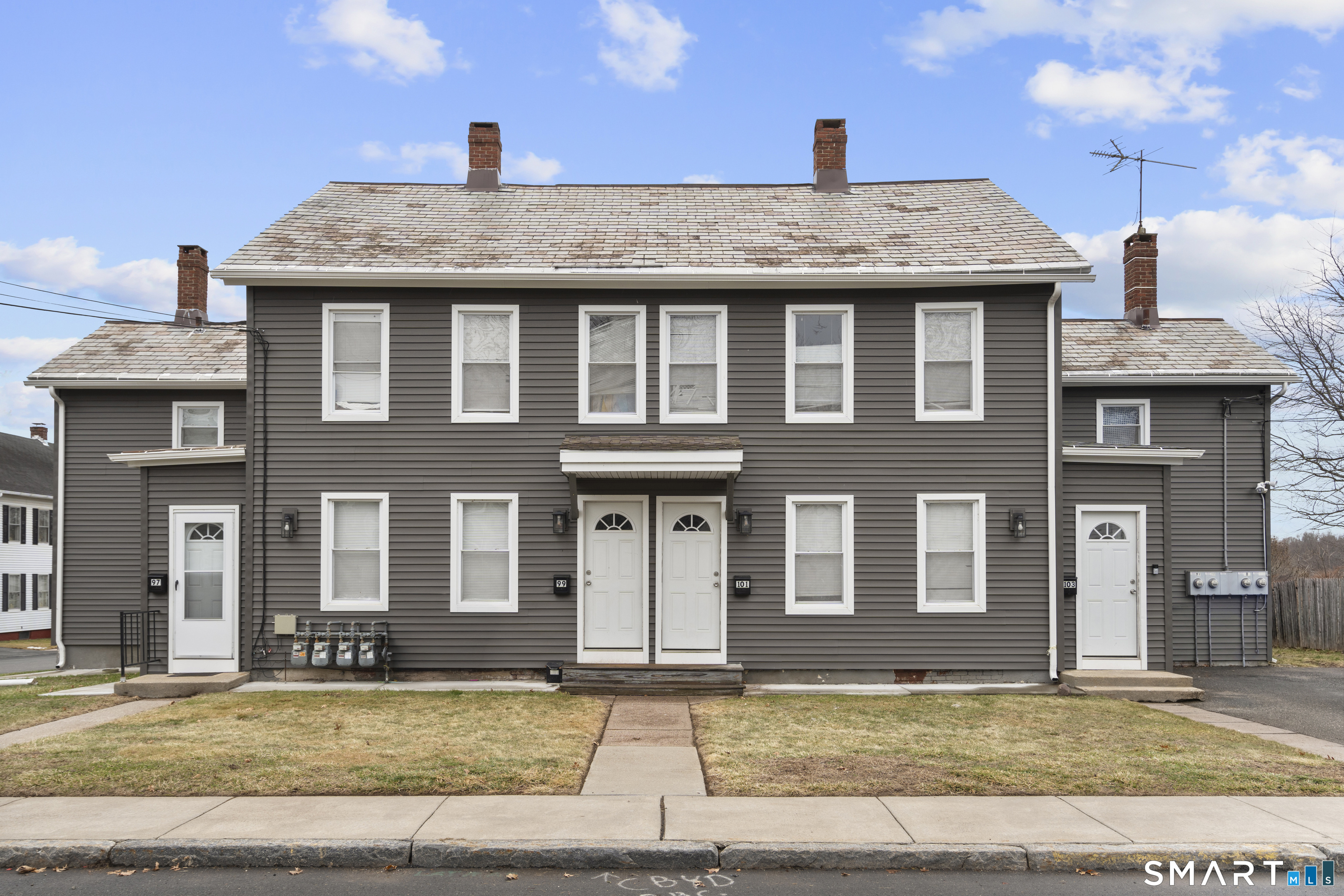 97 Pleasant Street