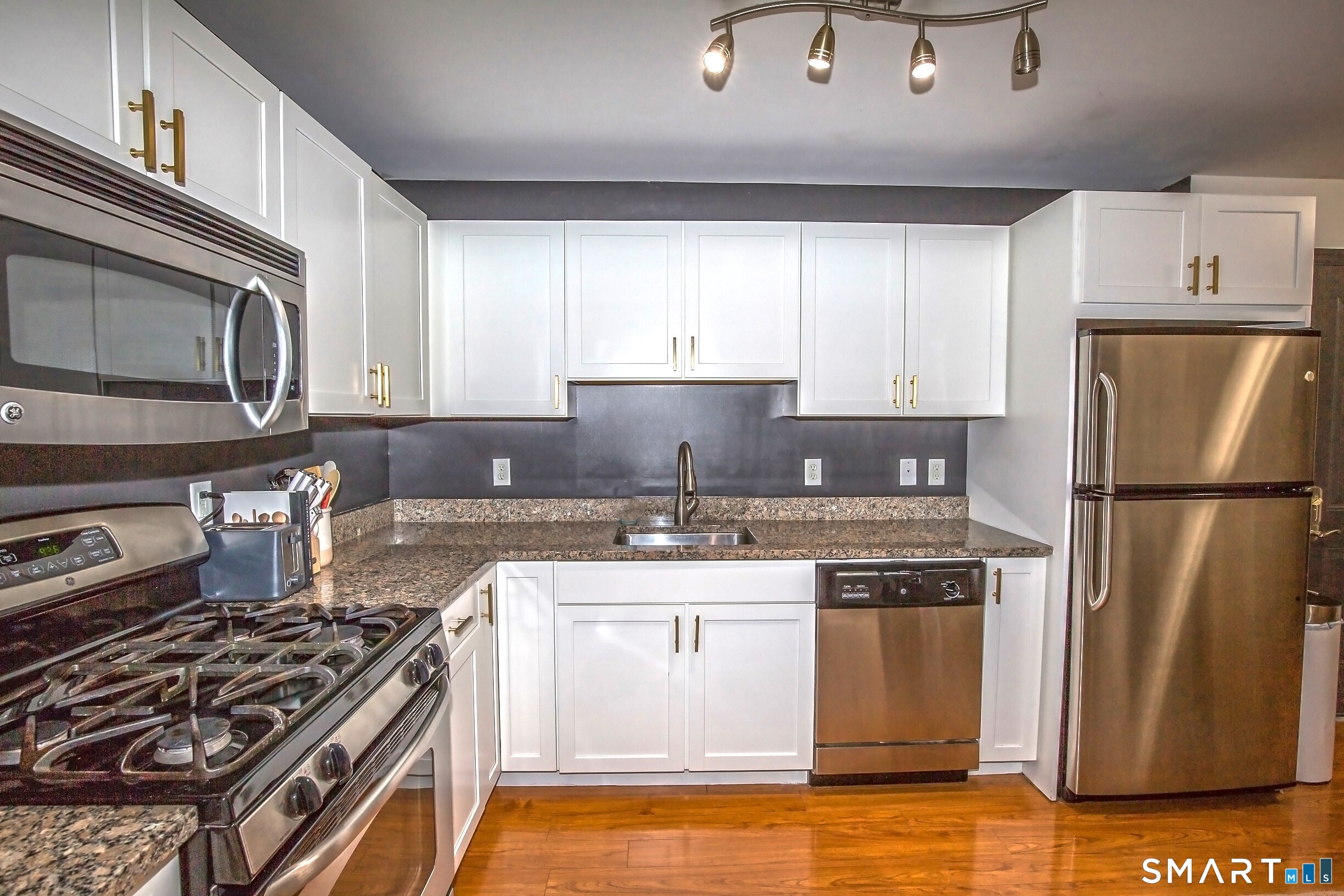 26 Schoolhouse Drive 308