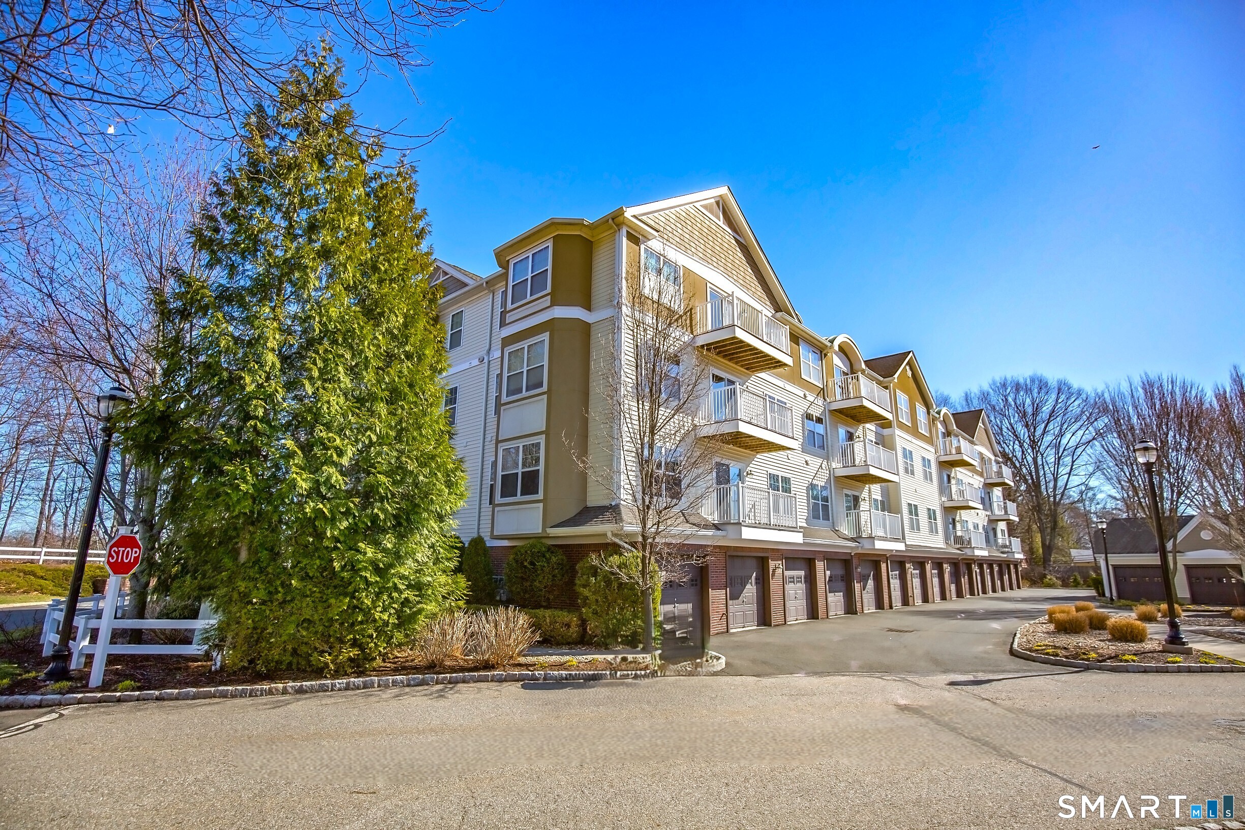 26 Schoolhouse Drive 308