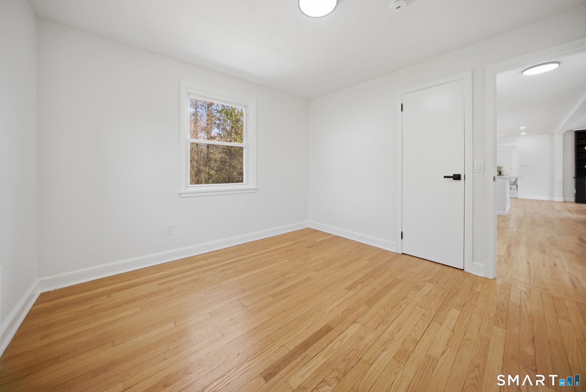 35 Dyer Avenue