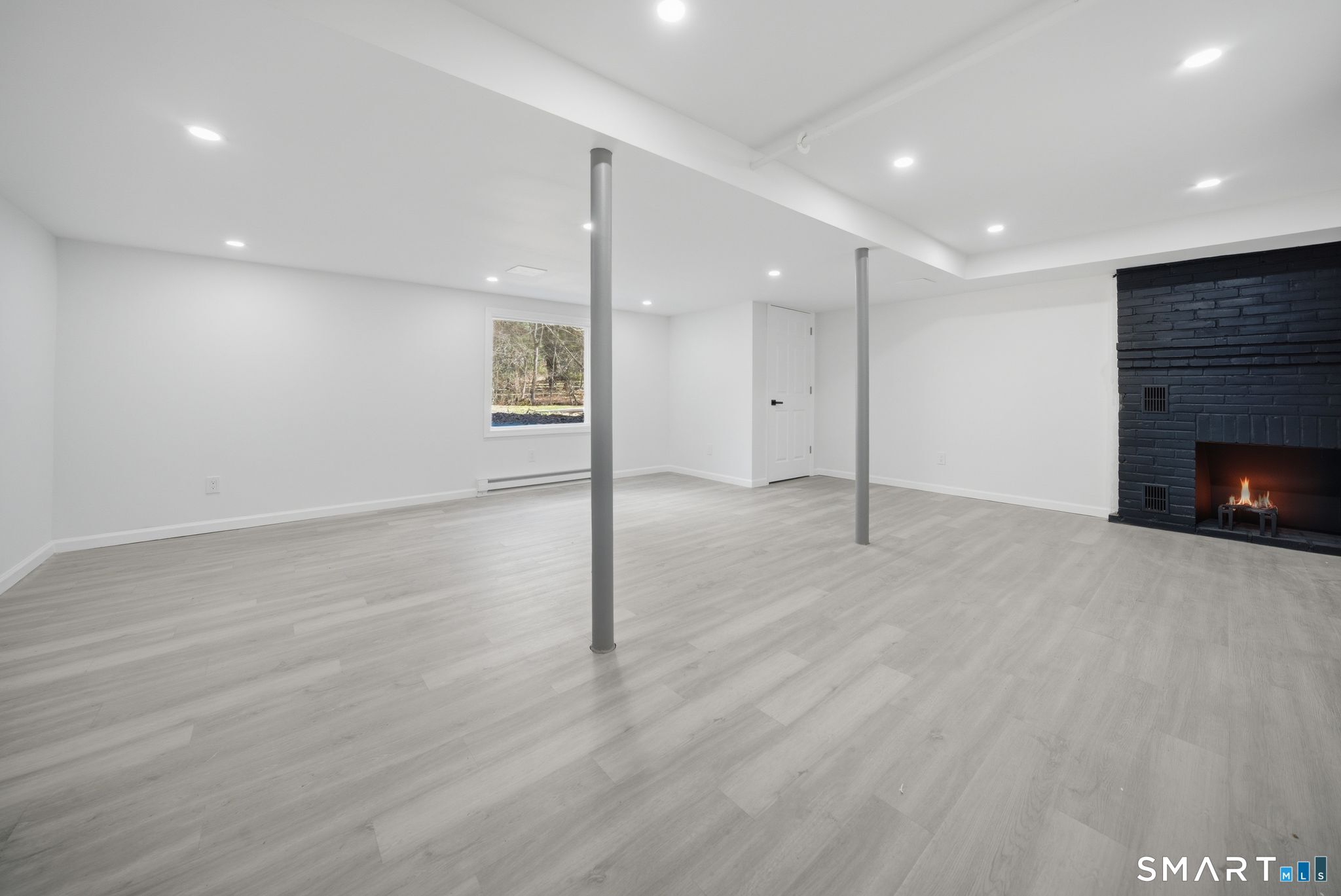 35 Dyer Avenue