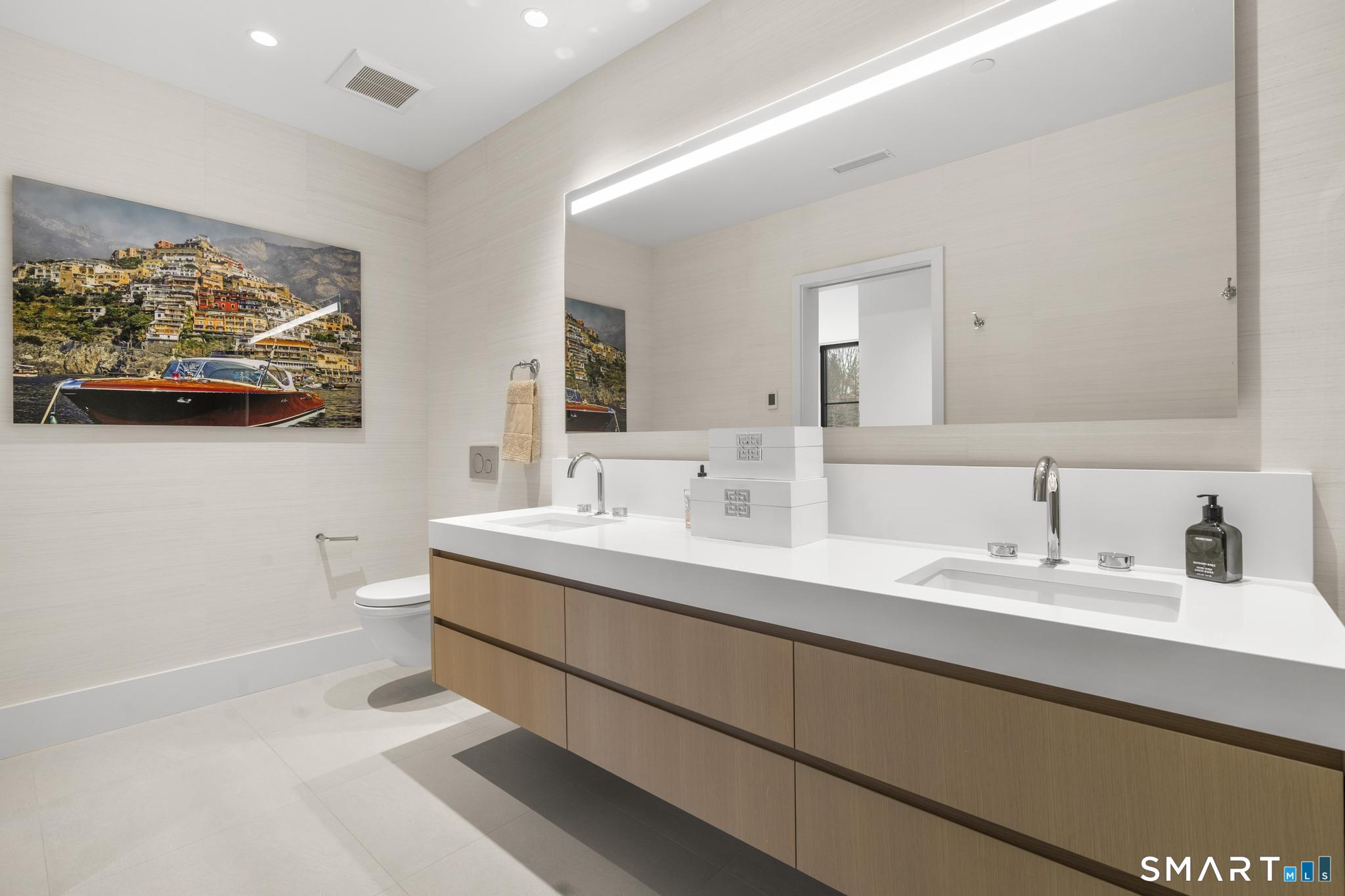 41 Richmondville Avenue