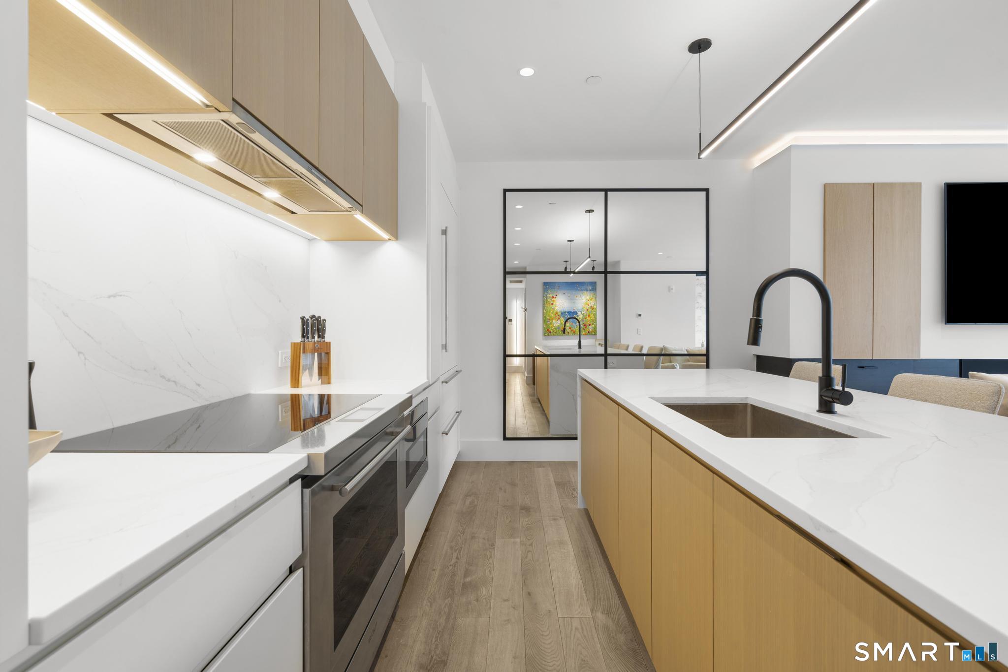 41 Richmondville Avenue