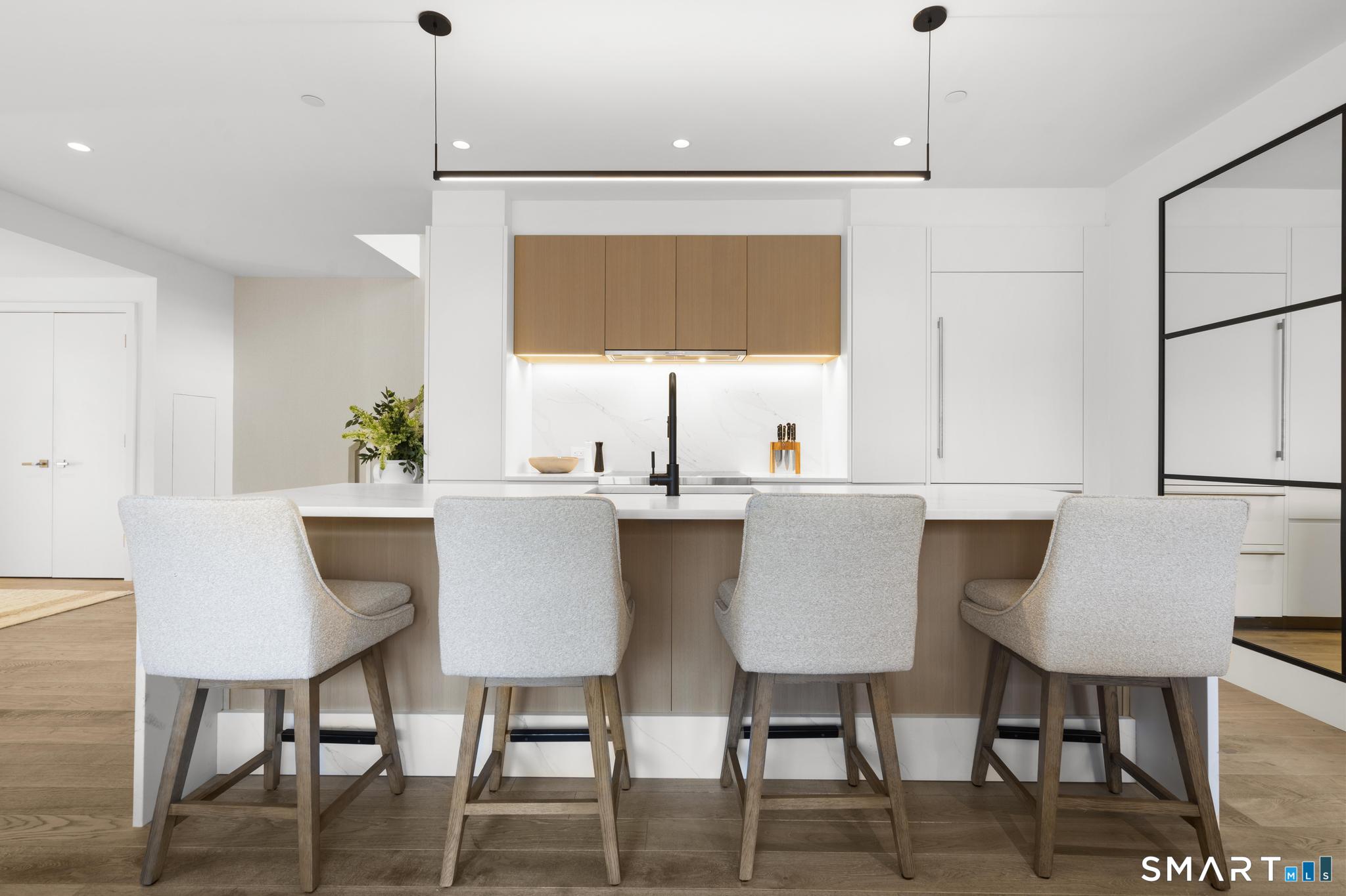 41 Richmondville Avenue