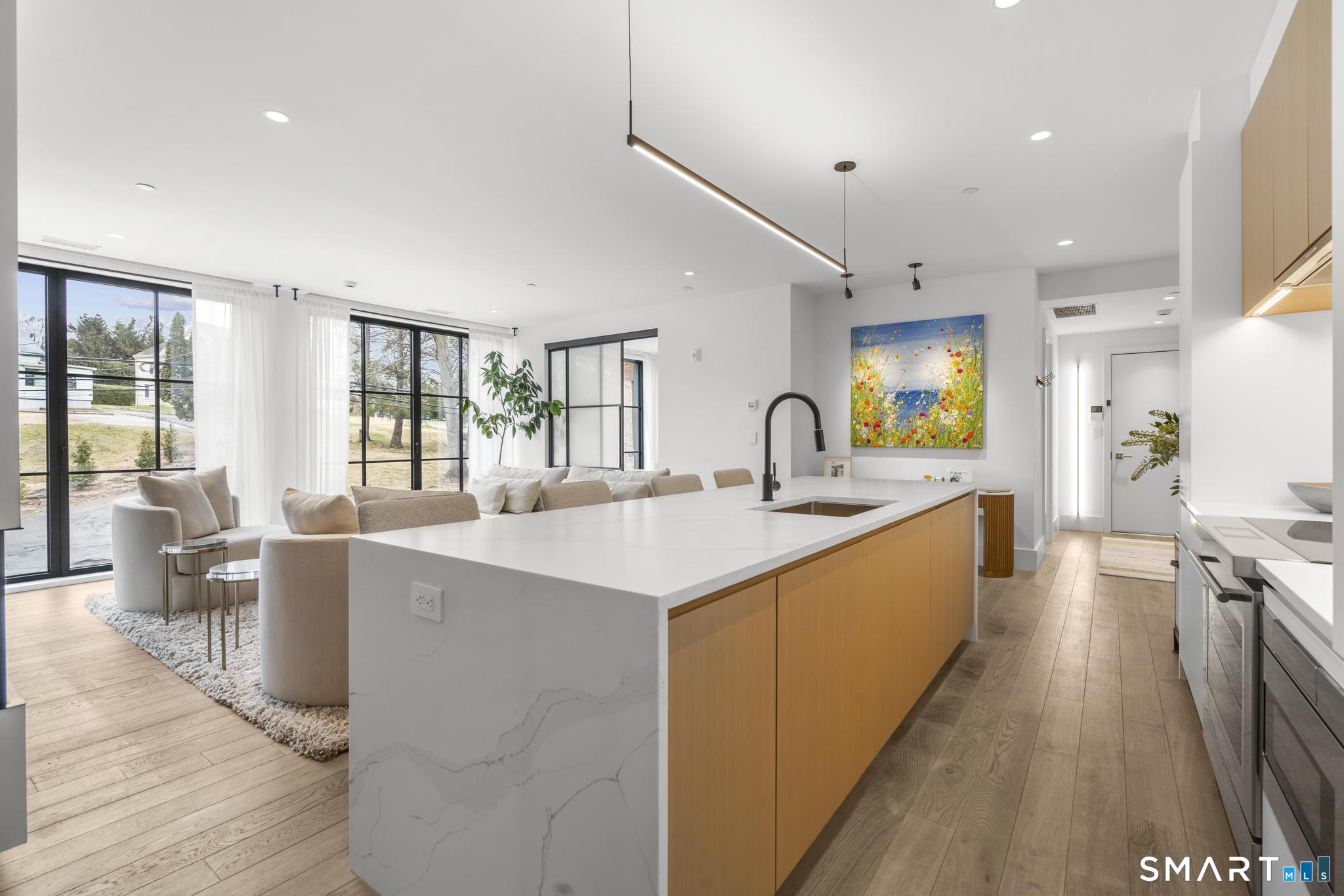 41 Richmondville Avenue