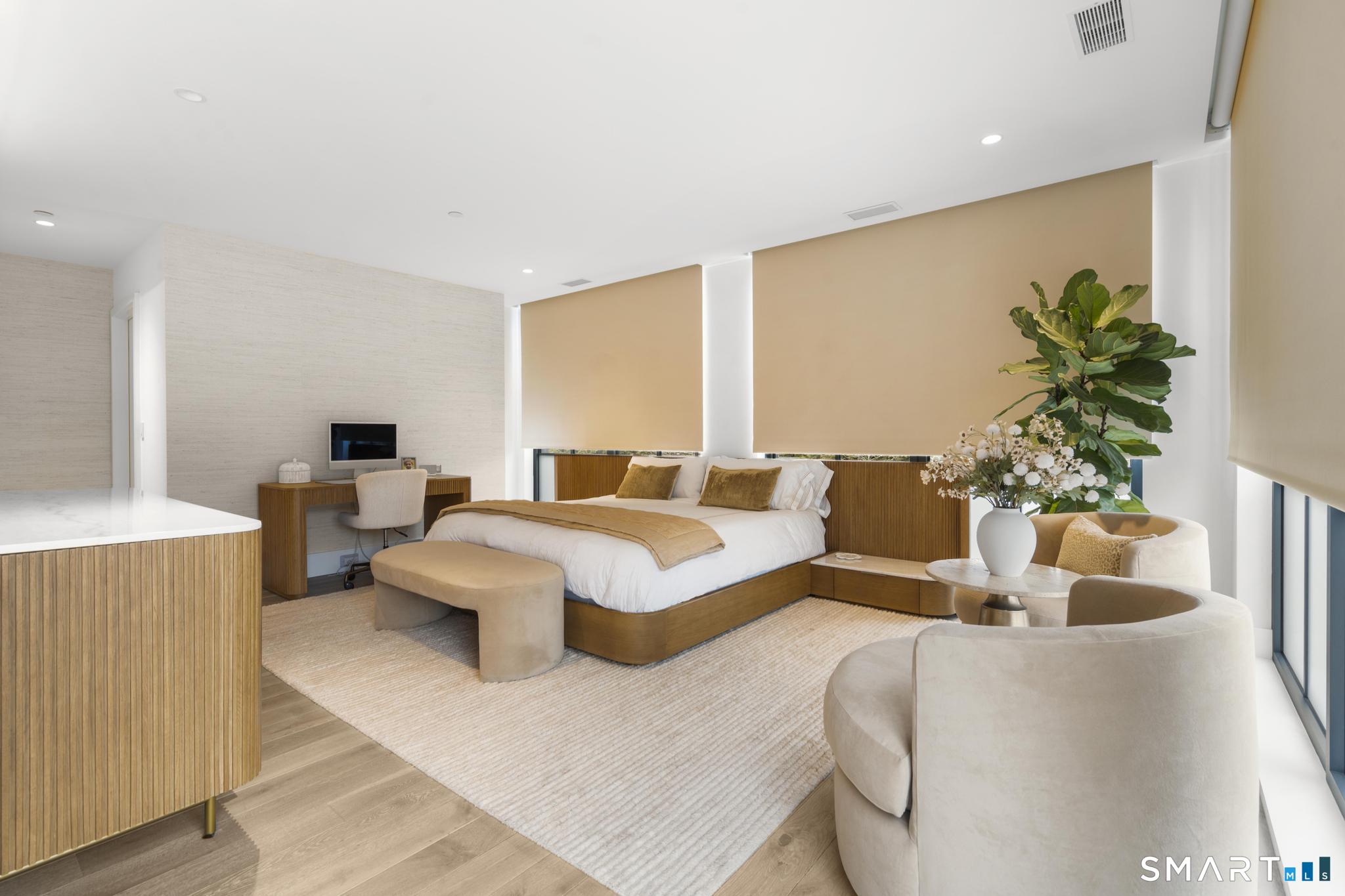 41 Richmondville Avenue