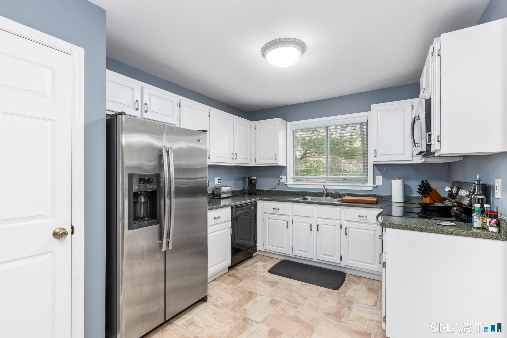 20 East Pembroke Road Unit: 4