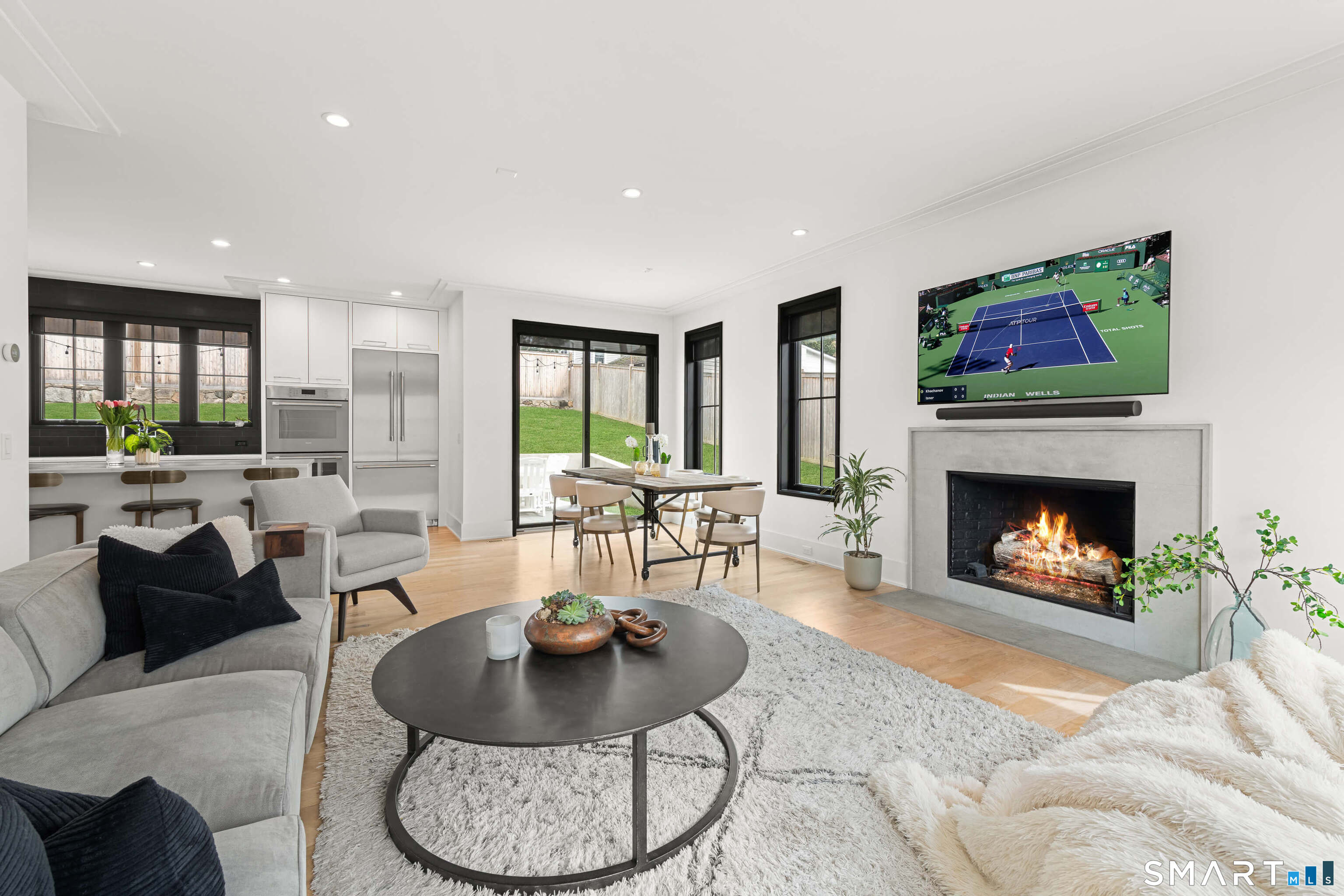 40 Richmondville Avenue