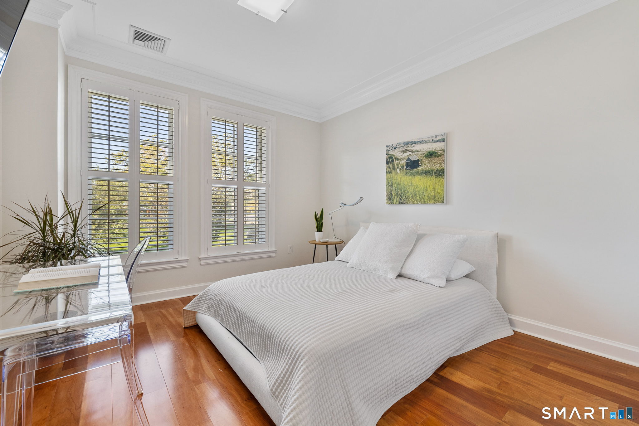 85 Memorial Road 205