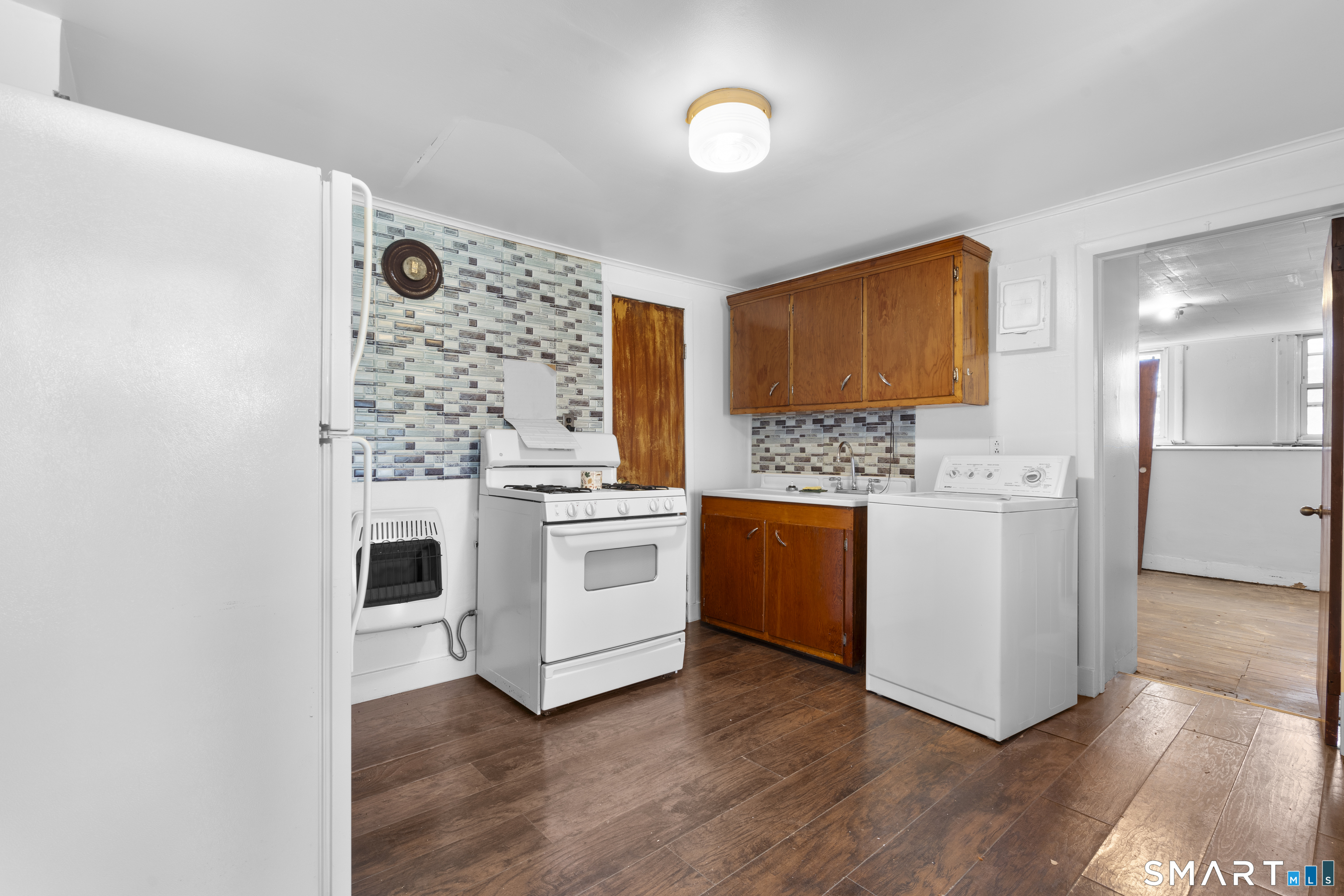 48 Anderson Street 2