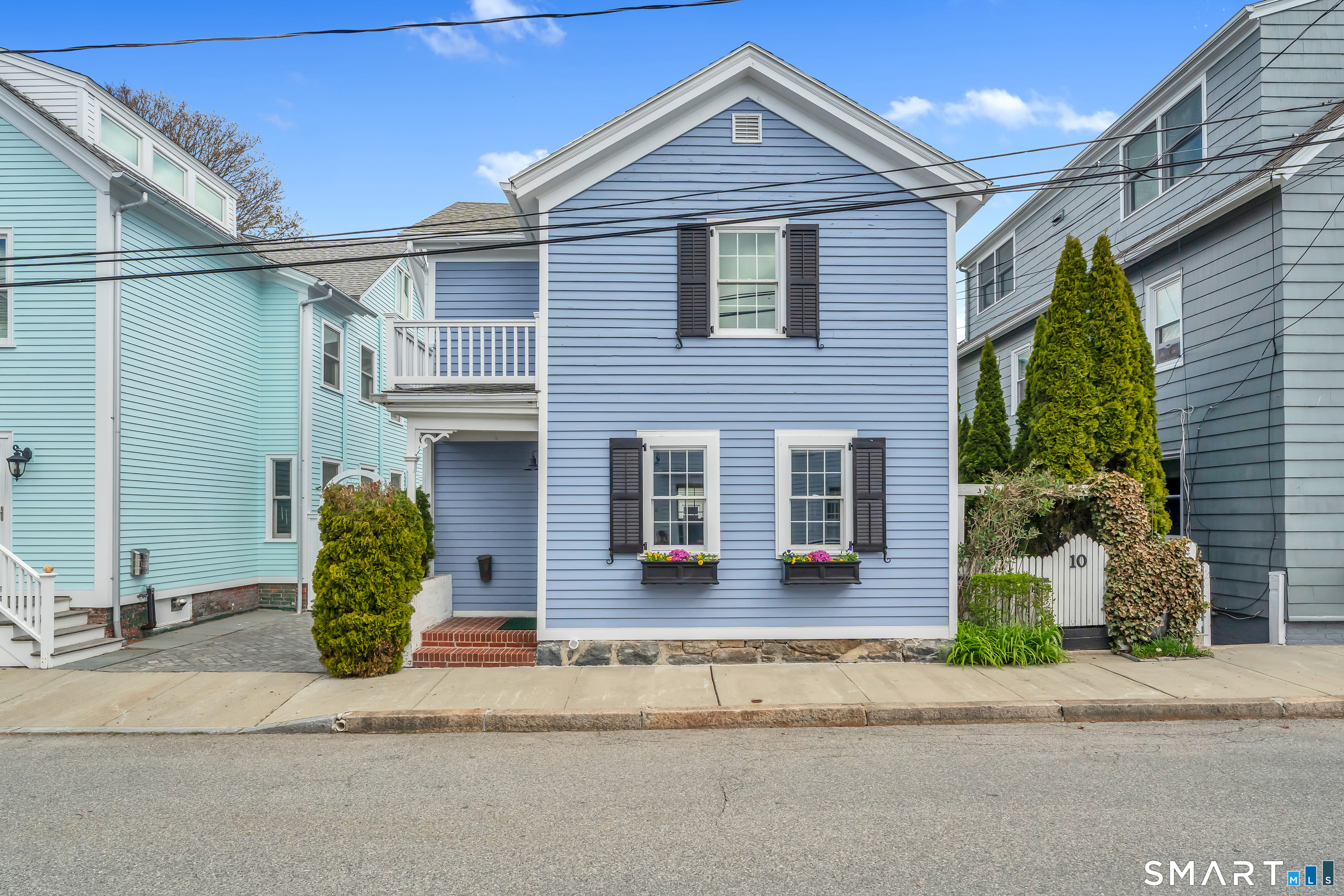 10 Trumbull Street