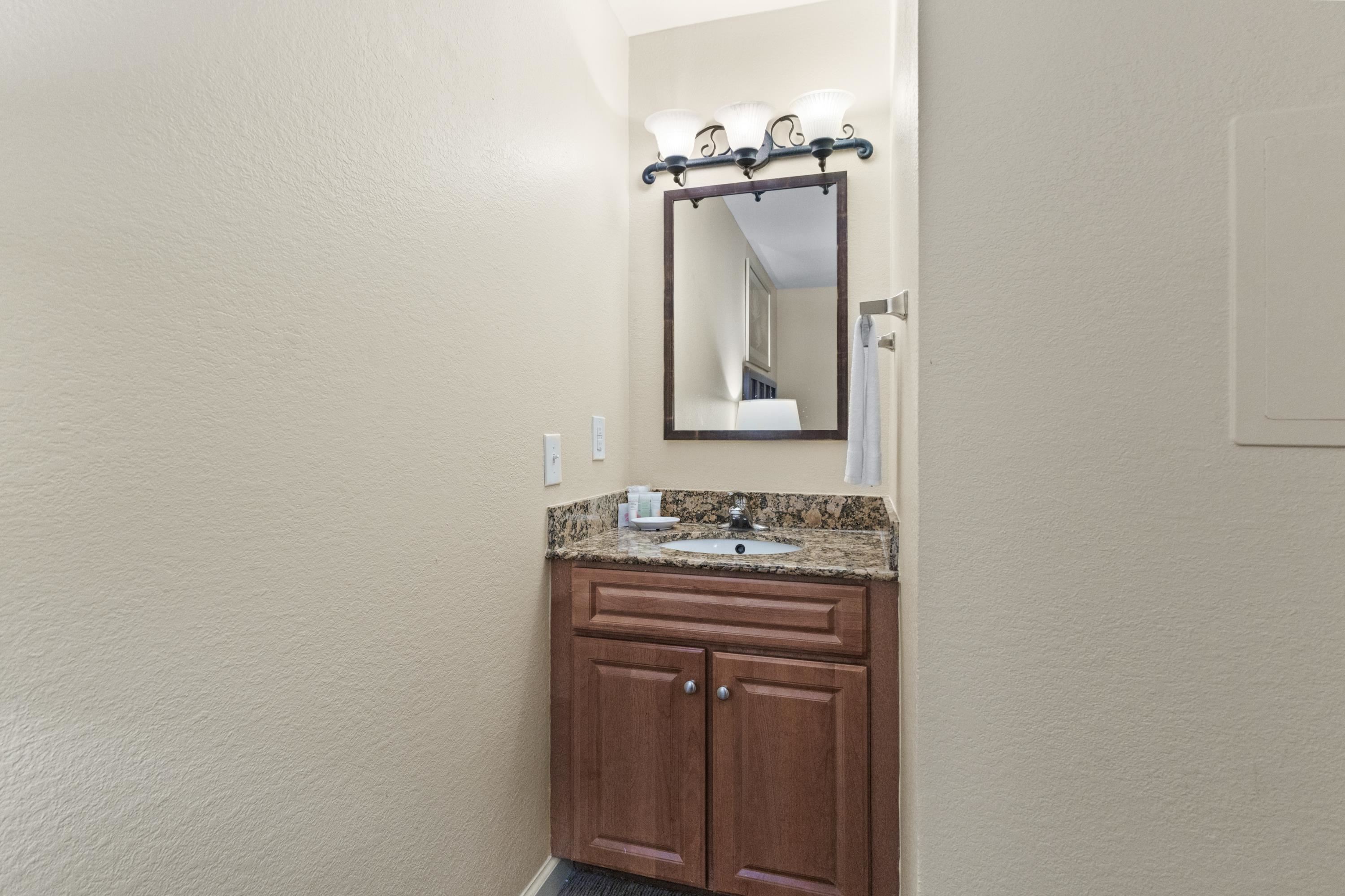 1819 N Ocean Blvd. N Unit: 5006