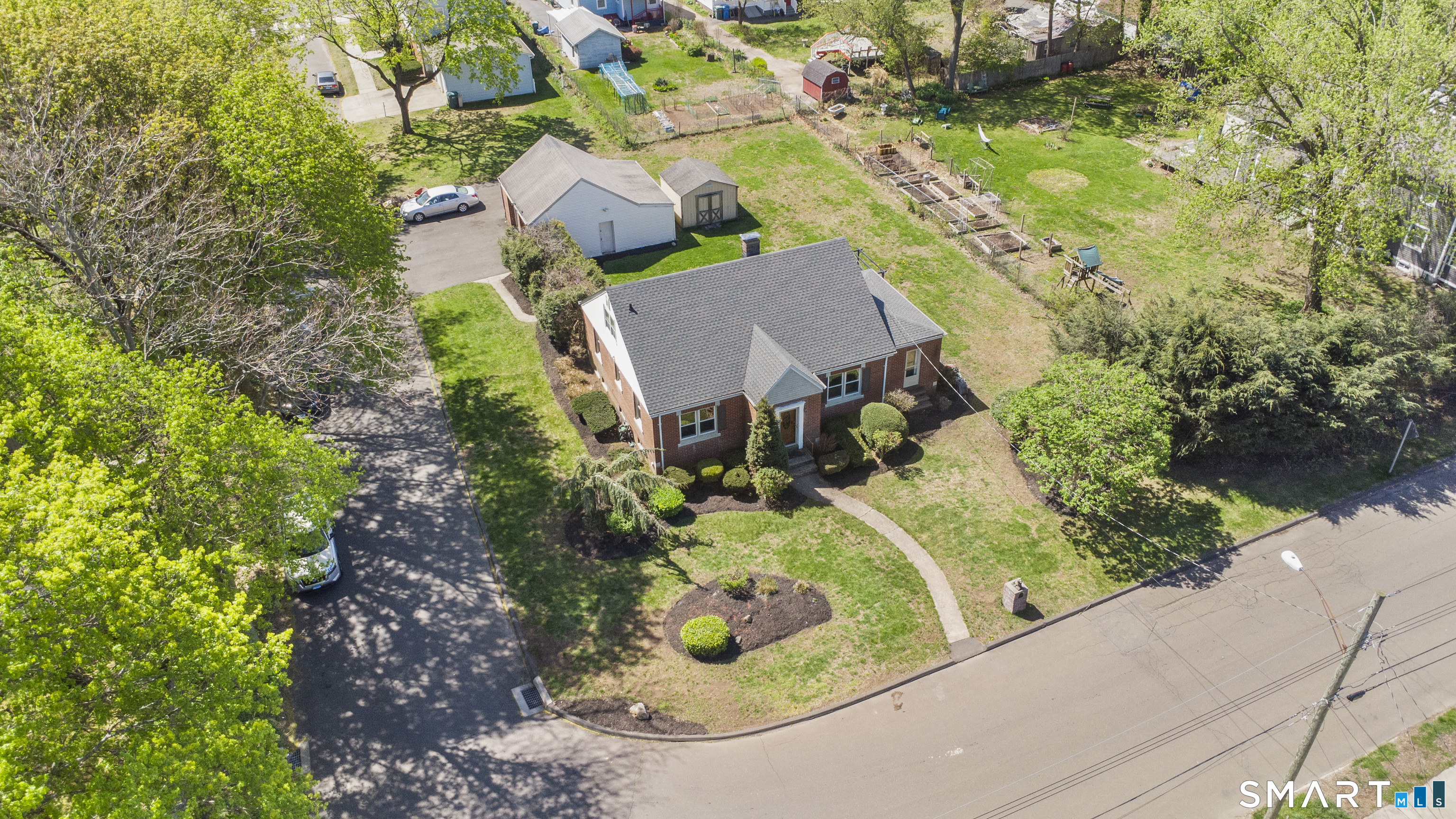 10 Barraclough Avenue