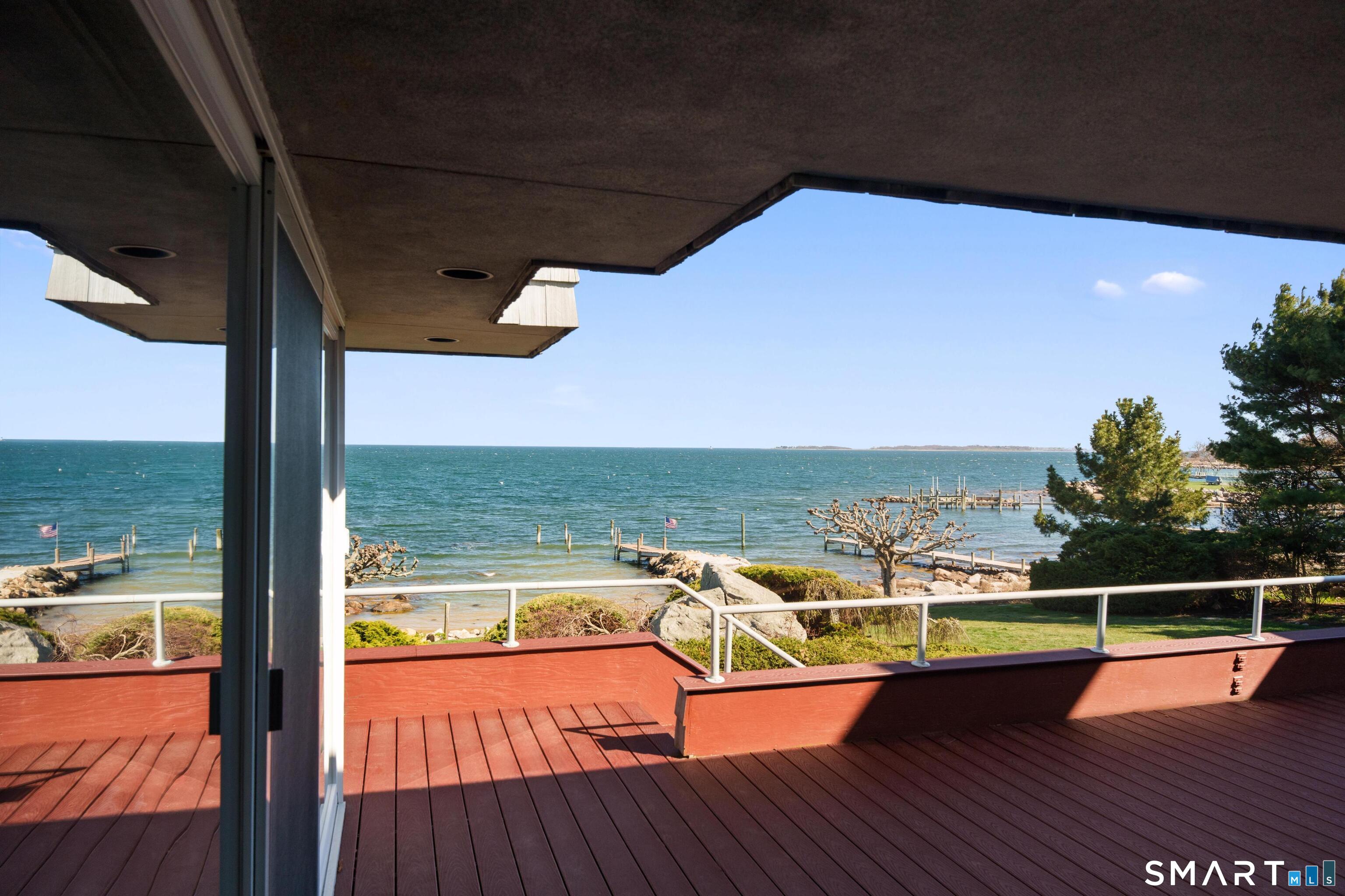 39 Chippechaug Trail
