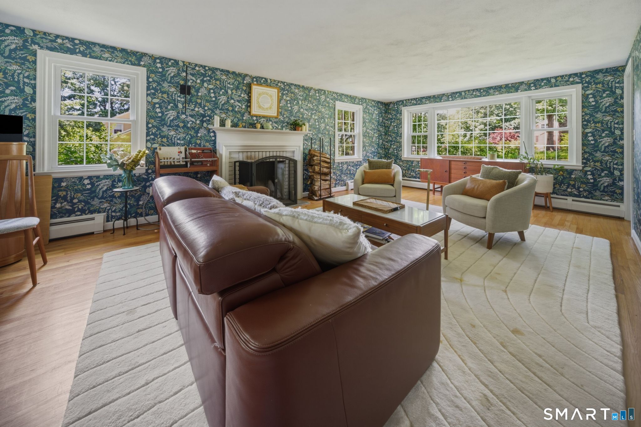 32 Fox Den Road