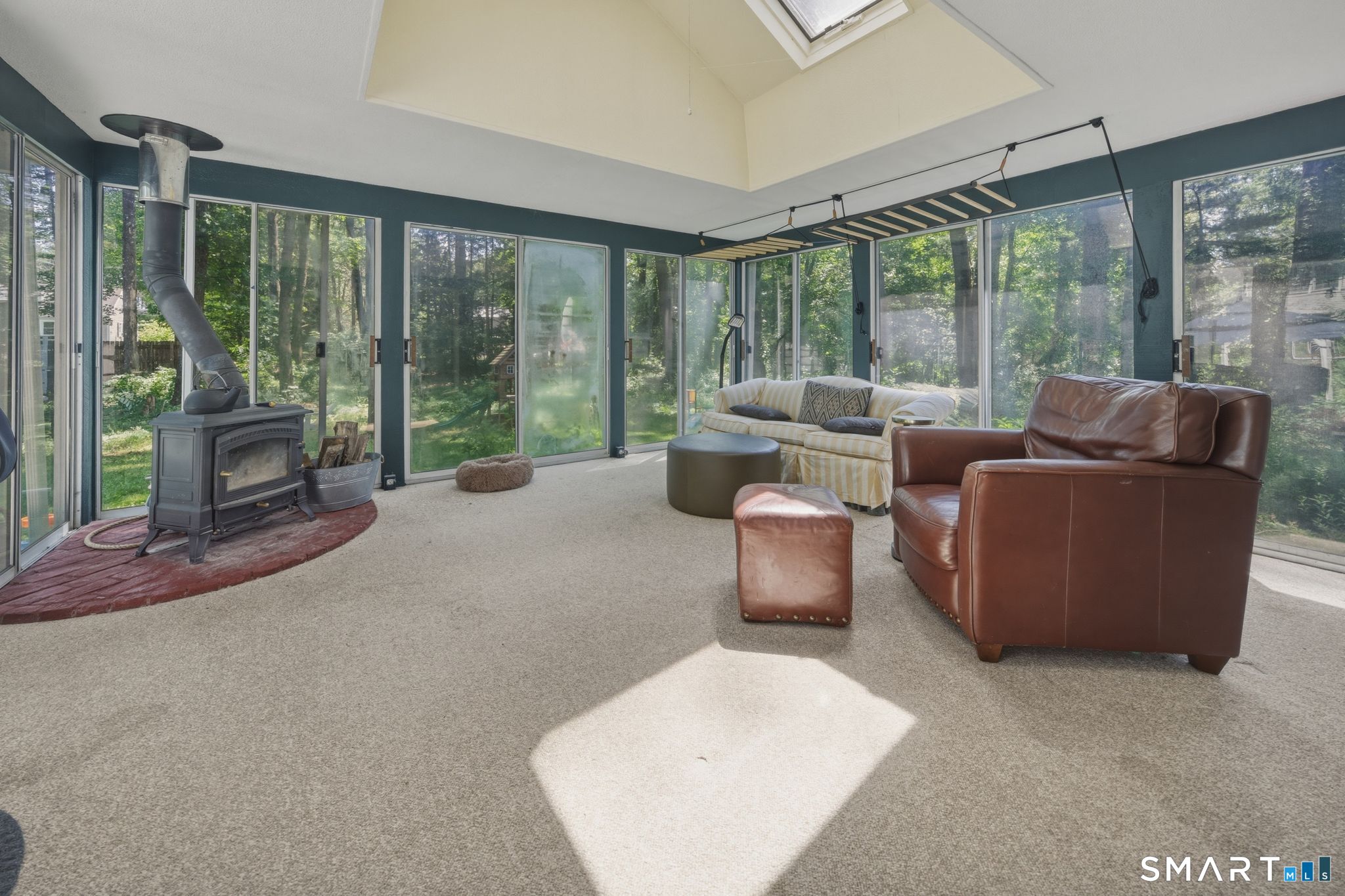 32 Fox Den Road