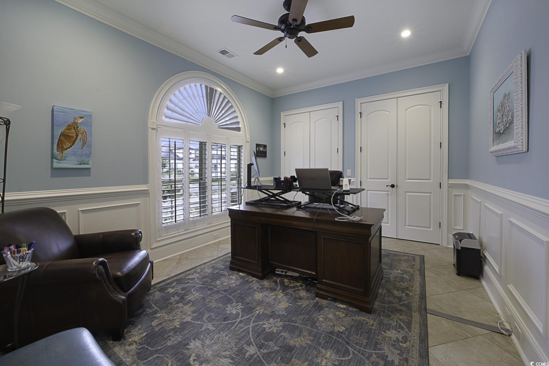 909 Bluffview Dr.