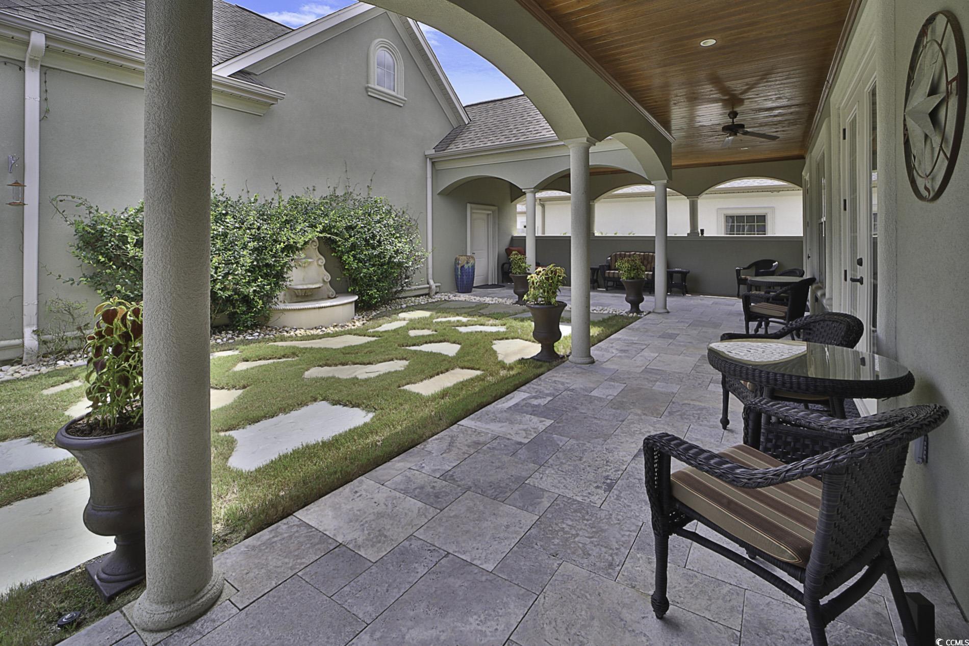 909 Bluffview Dr.