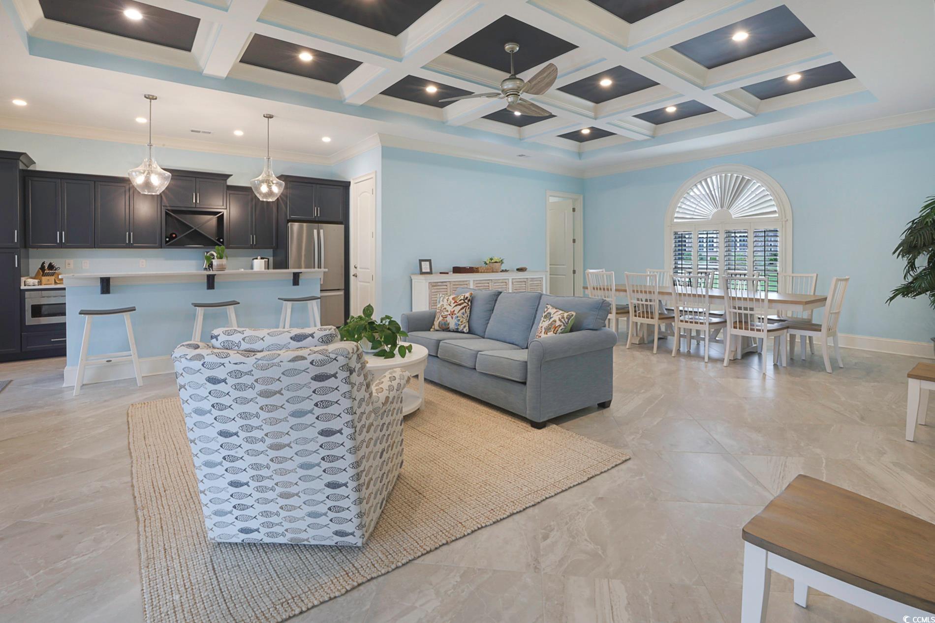 909 Bluffview Dr.