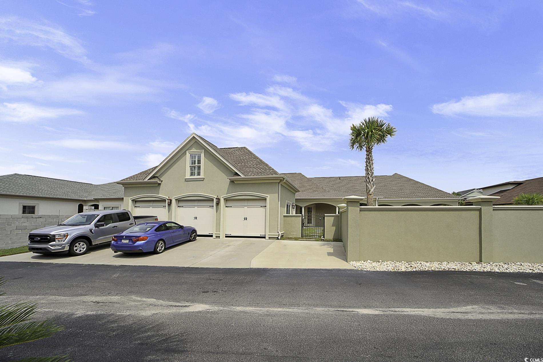 909 Bluffview Dr.