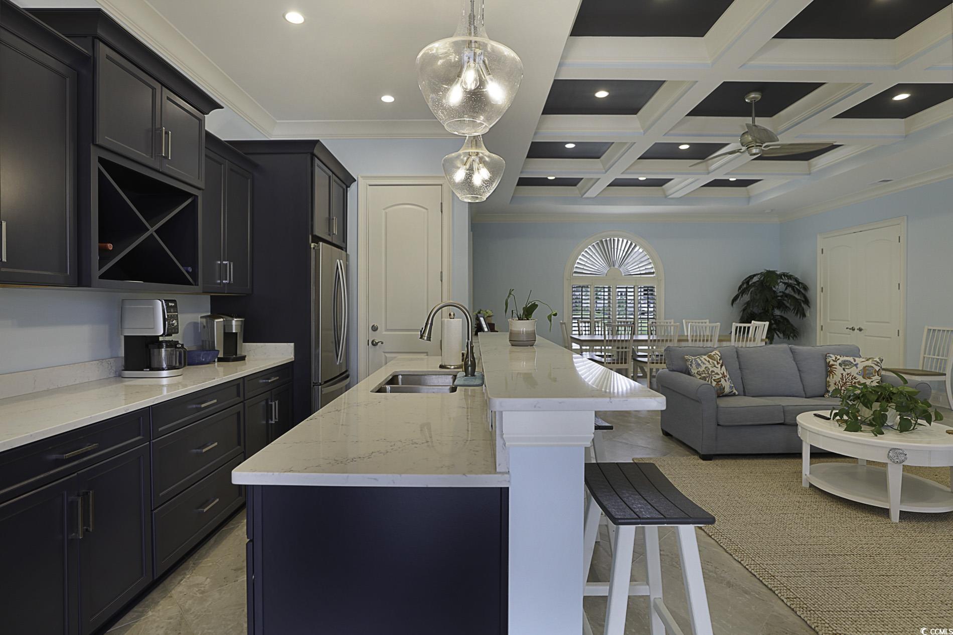 909 Bluffview Dr.