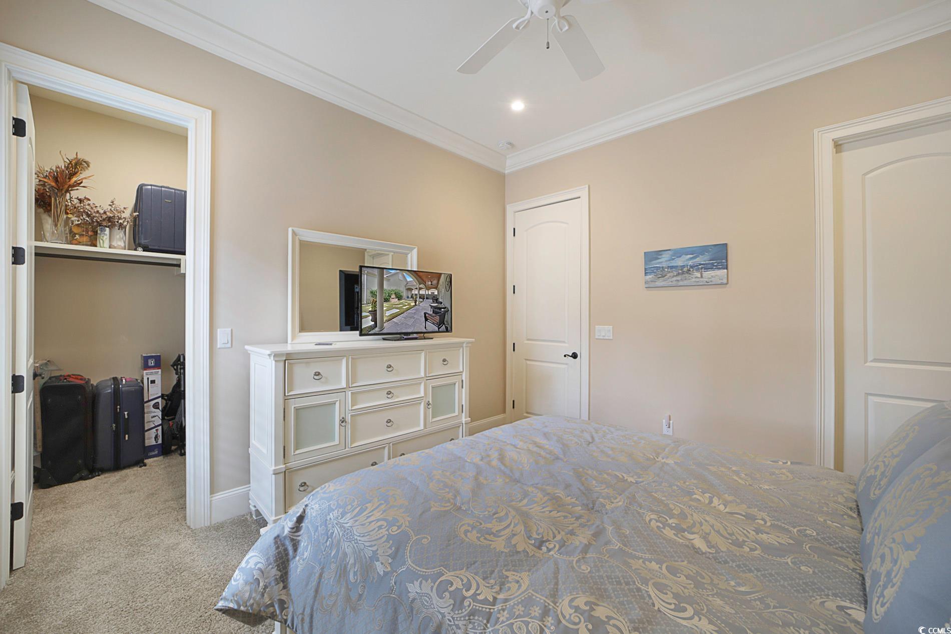 909 Bluffview Dr.