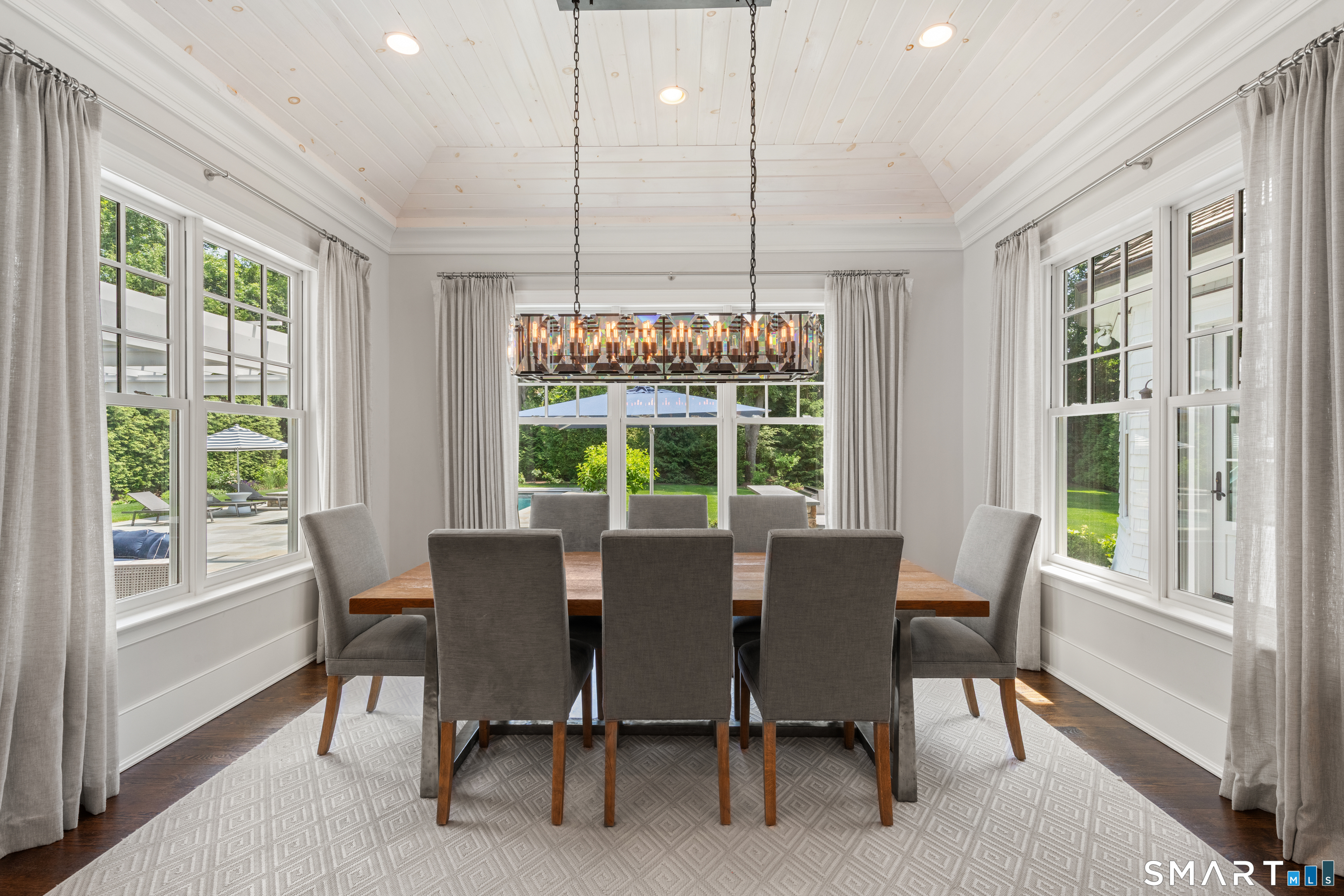 124 Hillandale Road