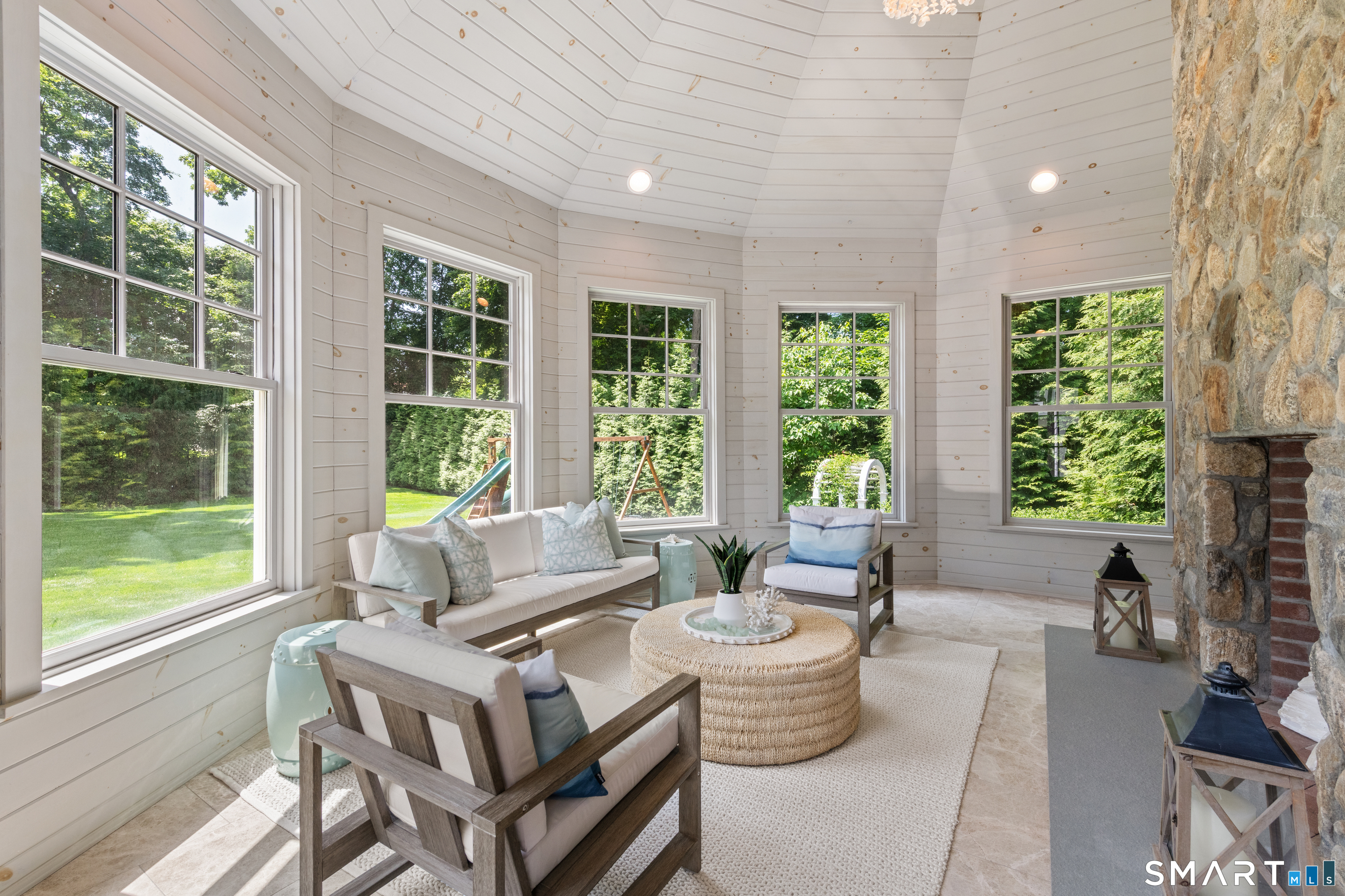 124 Hillandale Road