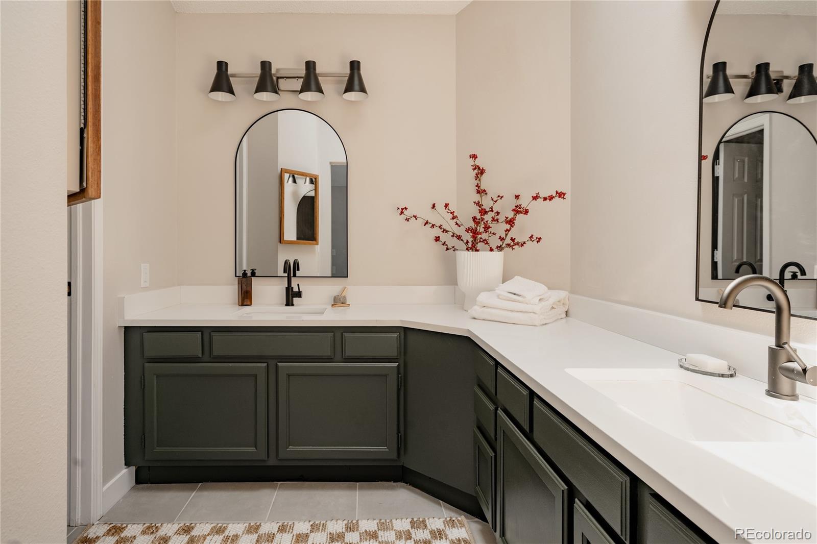 3011 W Long Court Unit: A