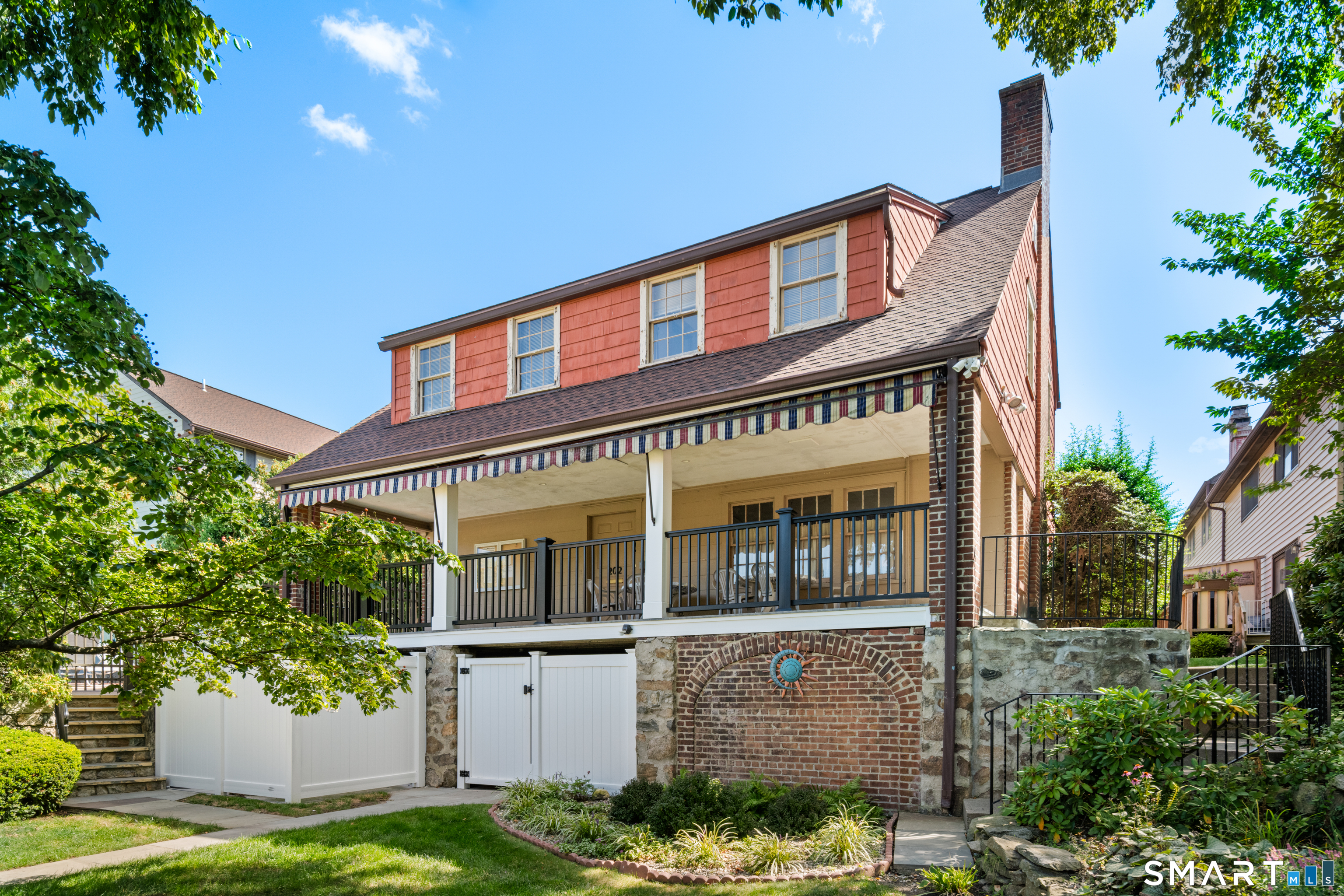 202 Soundview Avenue 23