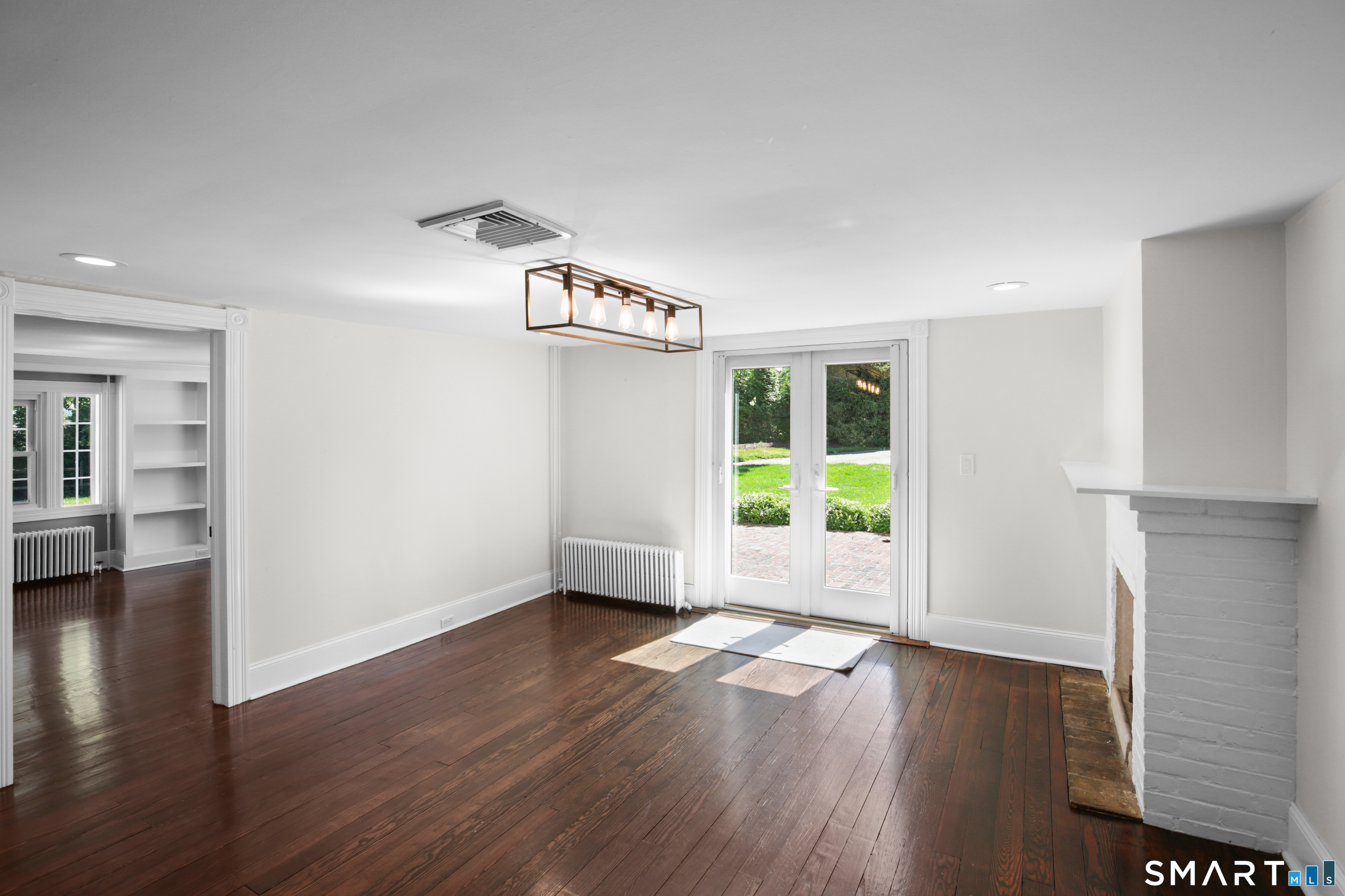 4 Wake Robin Road