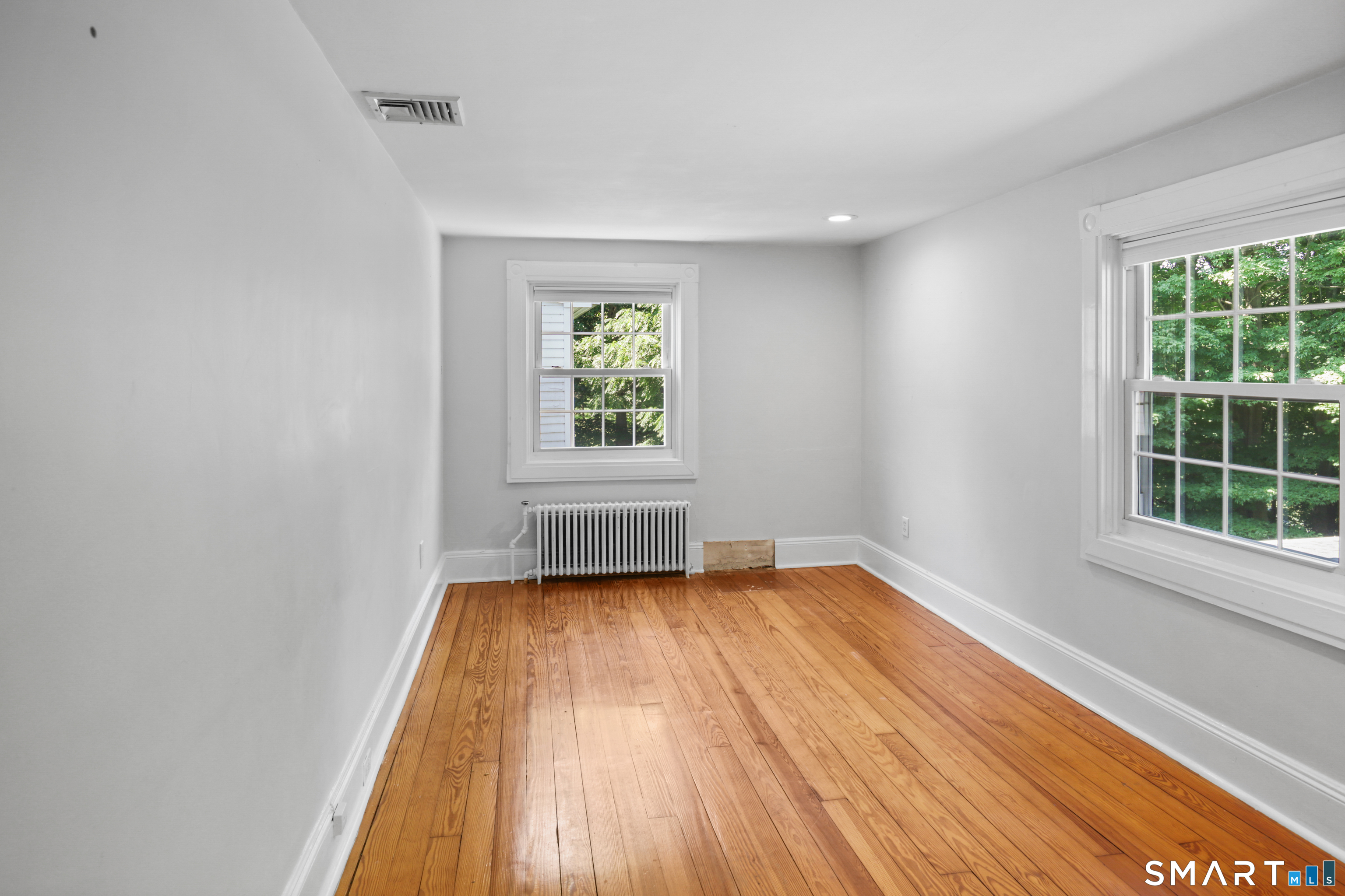 4 Wake Robin Road