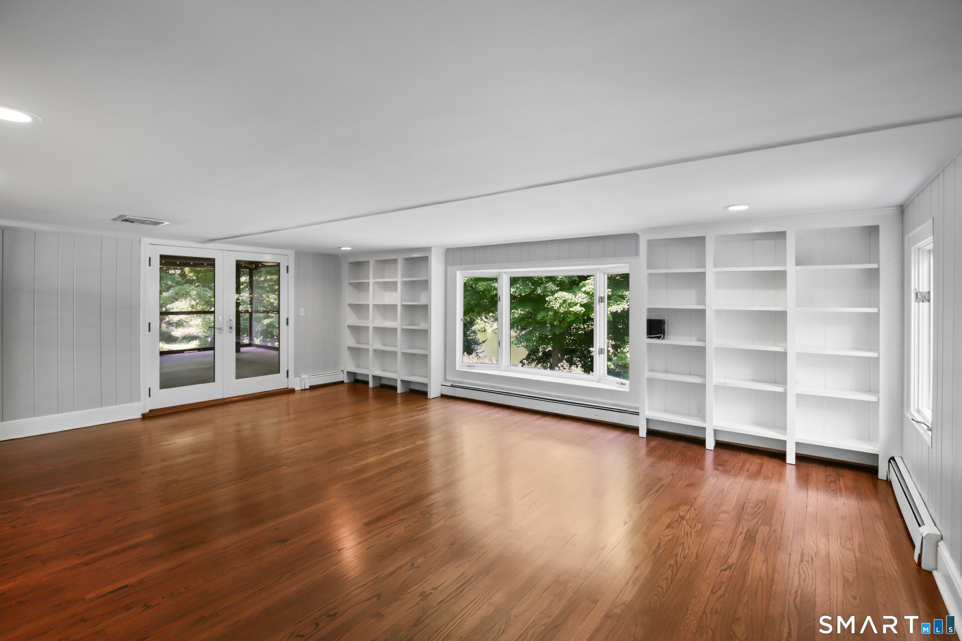 4 Wake Robin Road