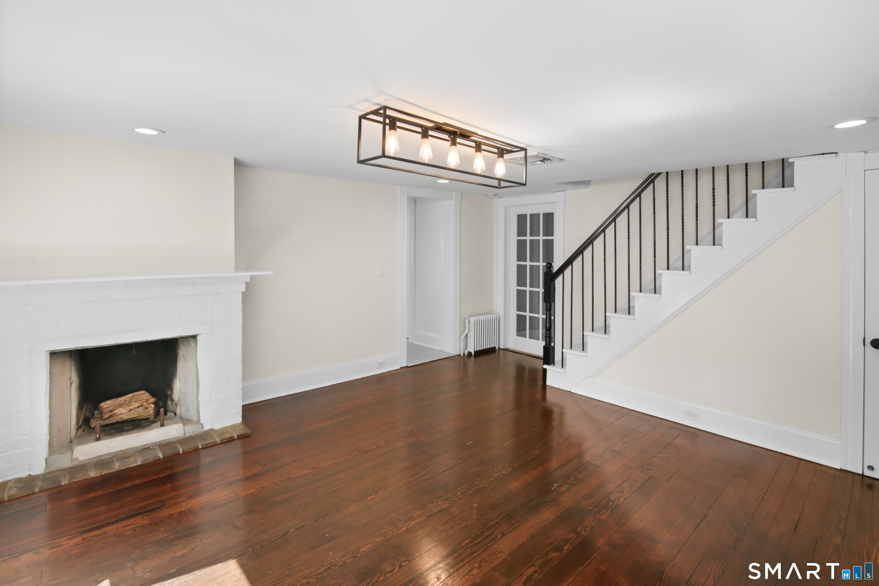4 Wake Robin Road