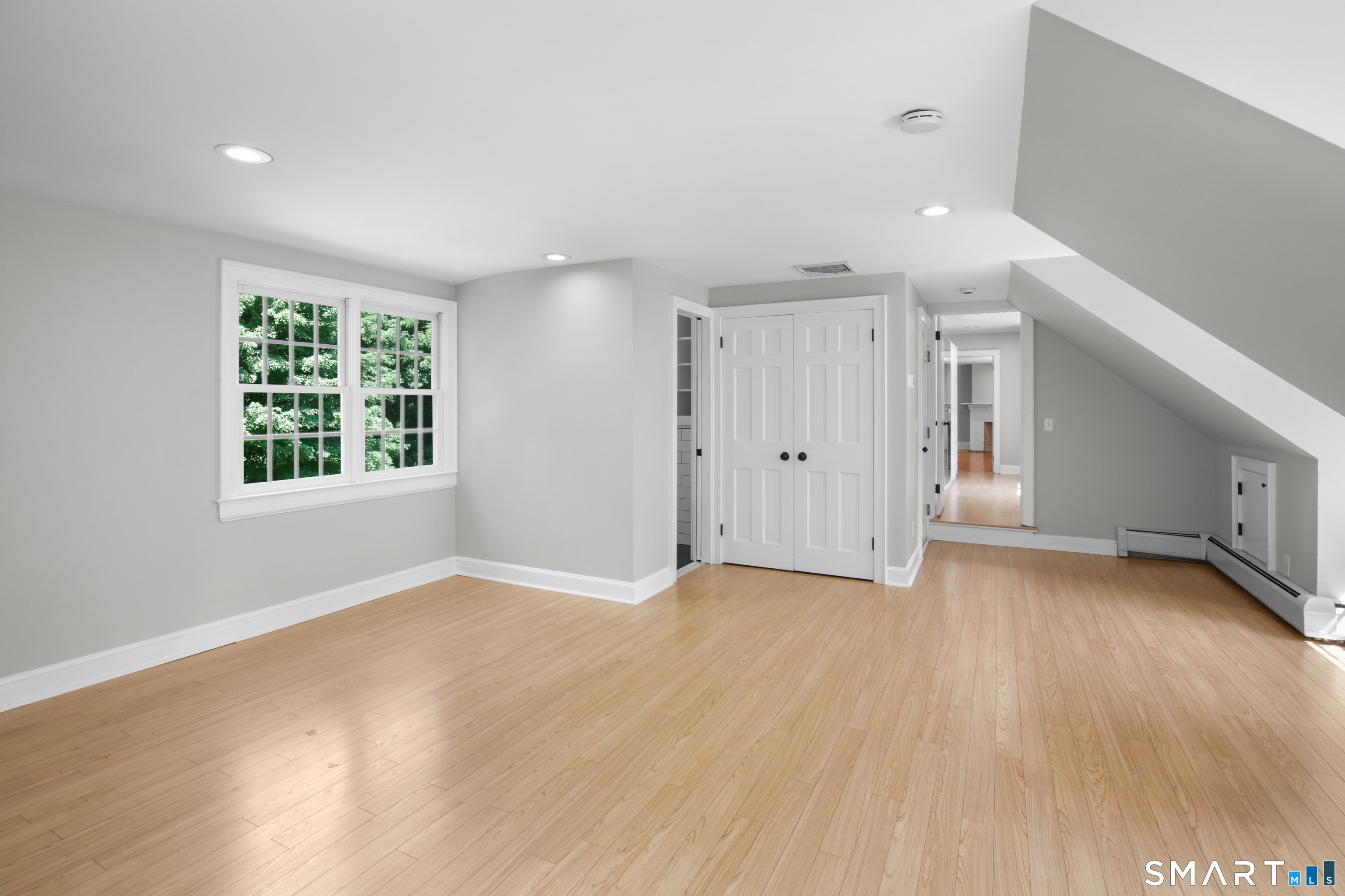 4 Wake Robin Road