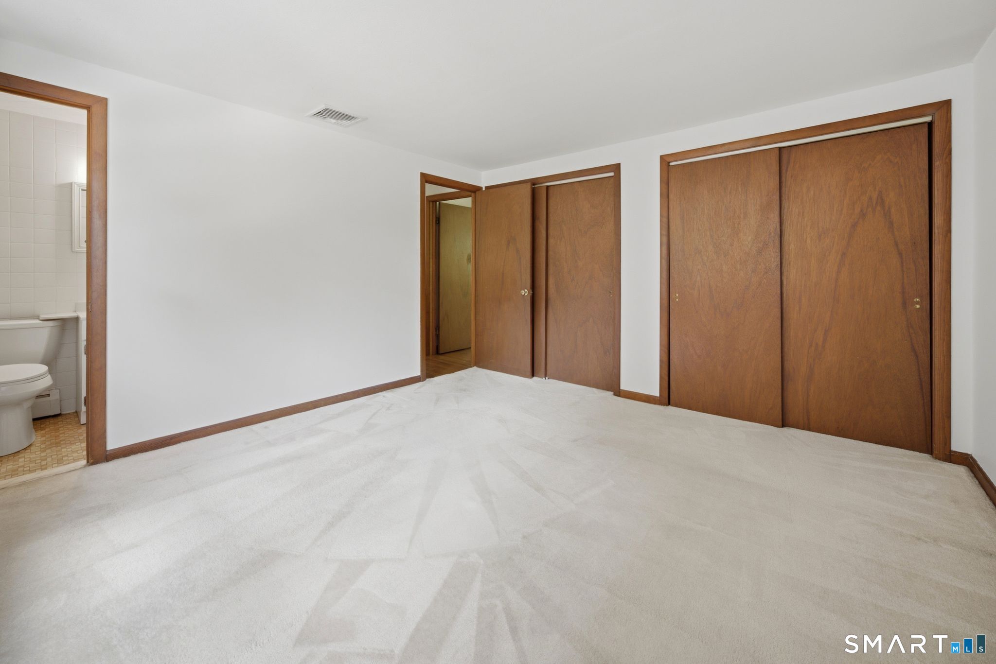 40 Eastview Drive