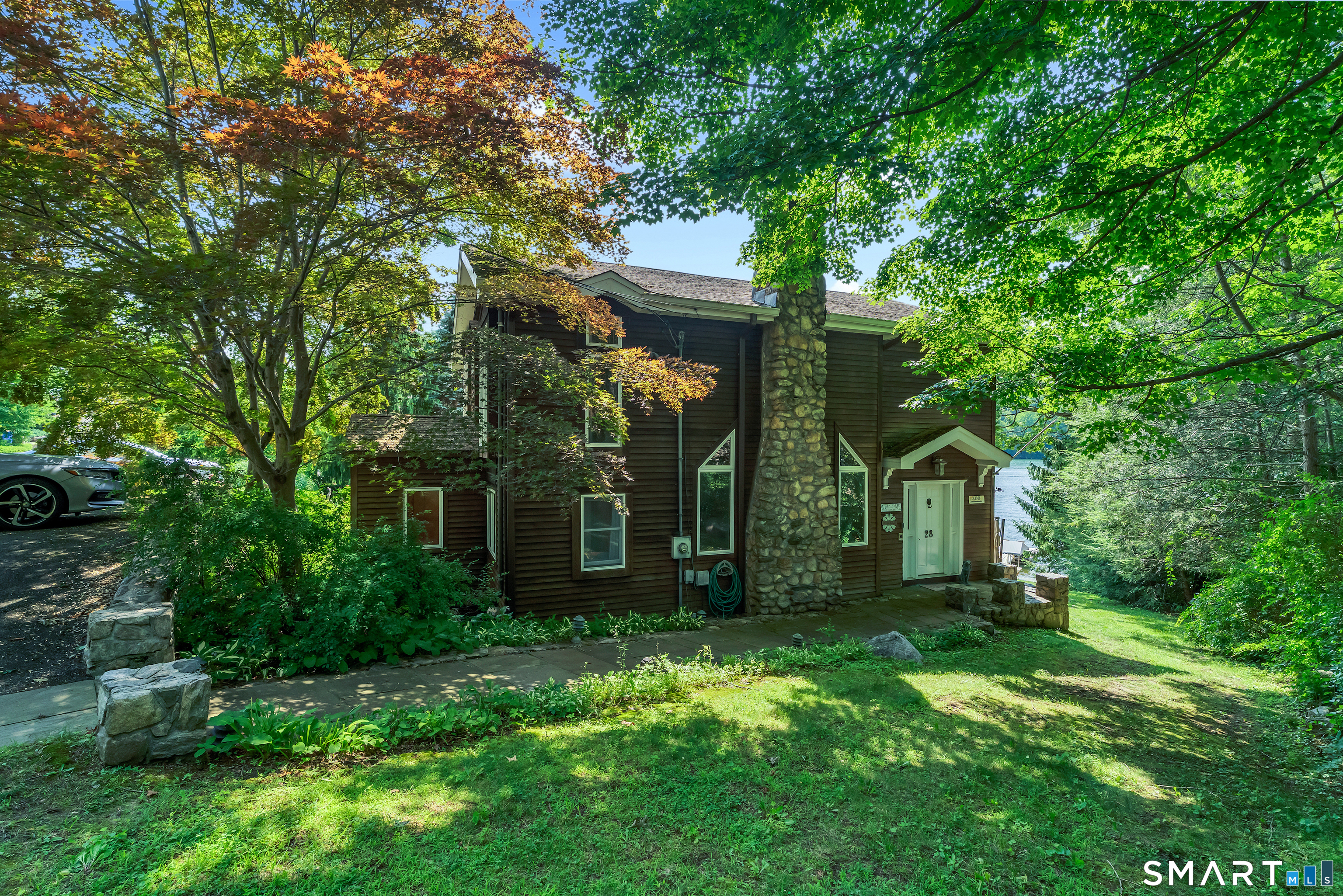 28 Lake Drive