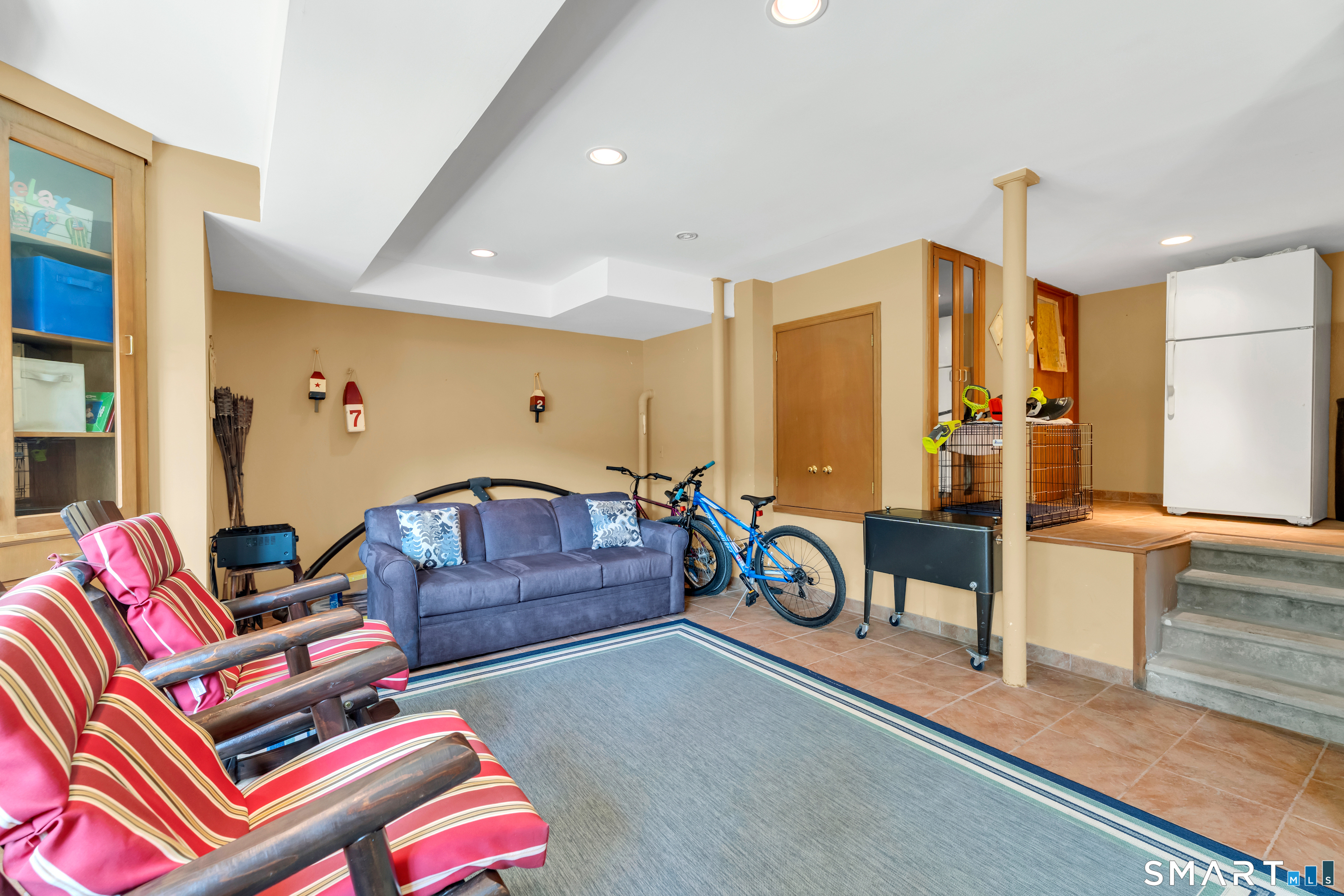 28 Lake Drive