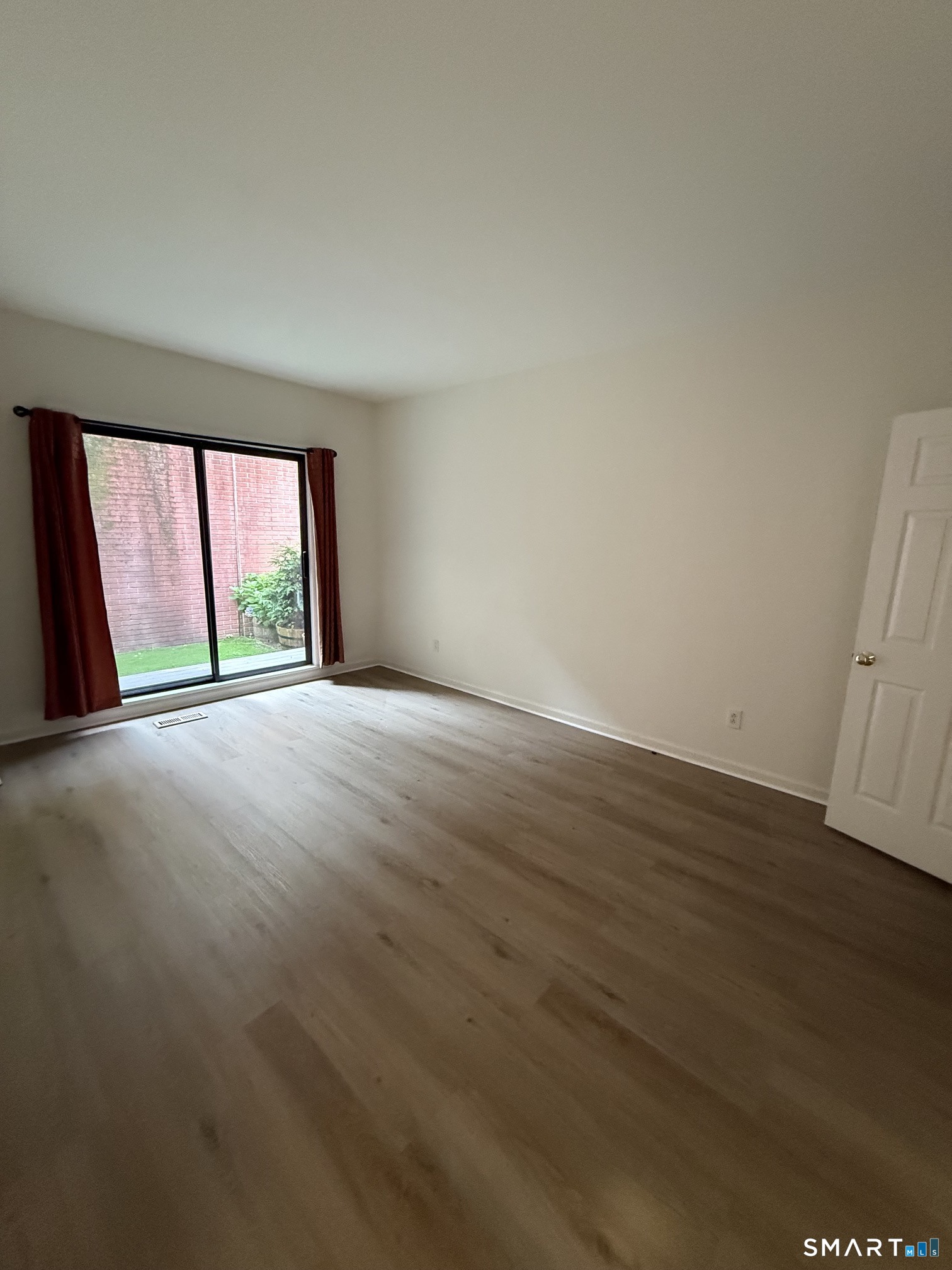 2435 Bedford Street Unit: 21CC