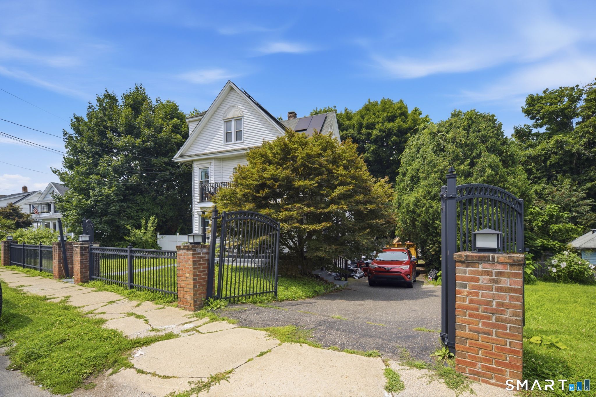 48 Maple Avenue